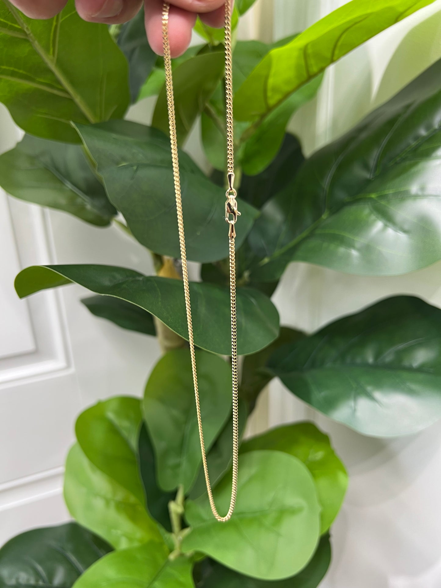 1268- 10K Solid Miami Cuban chain 18" (2mm) W.G