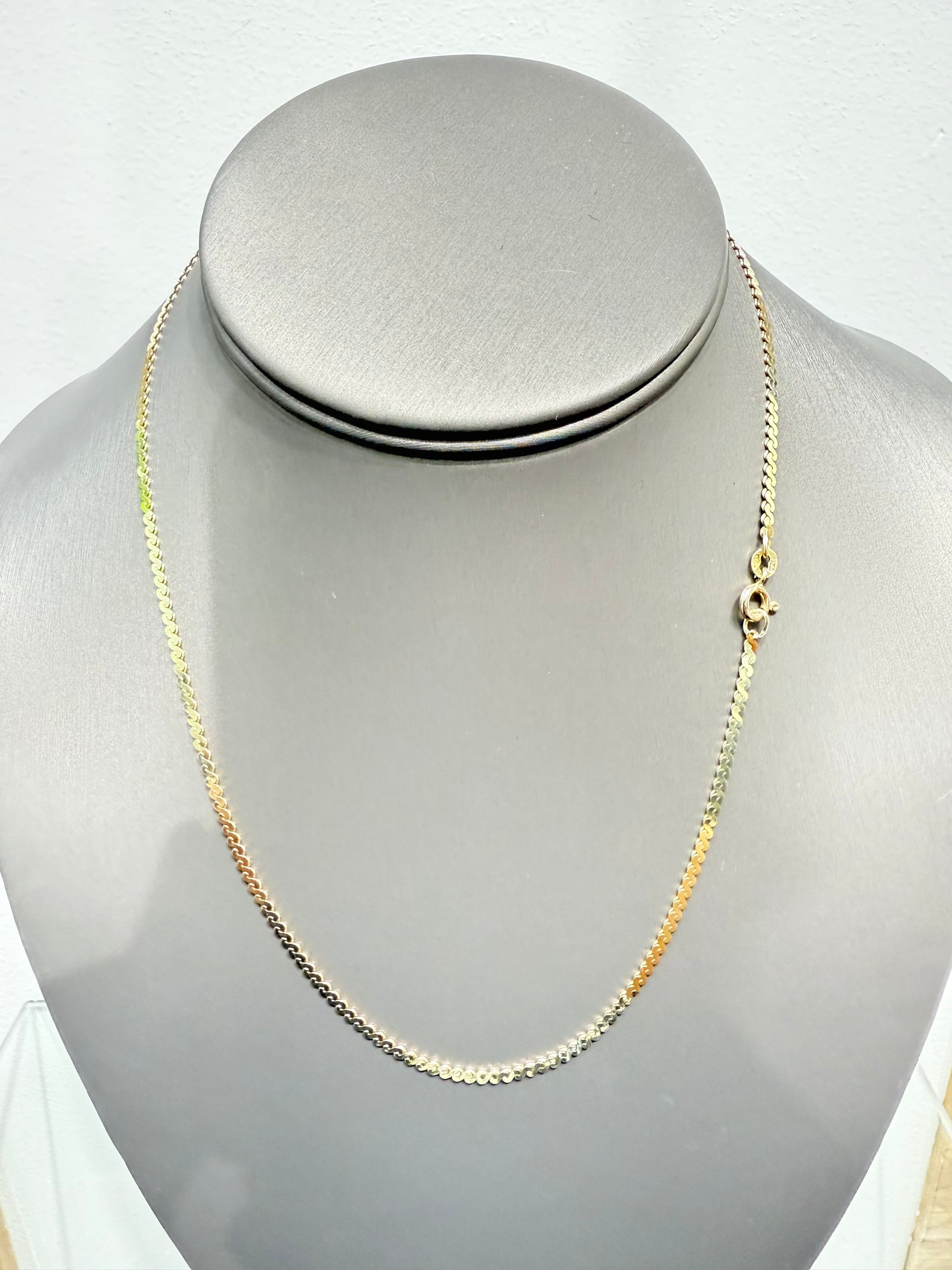1162- NEW 14K Gold Serpentine Link Chain (2mm) W.G