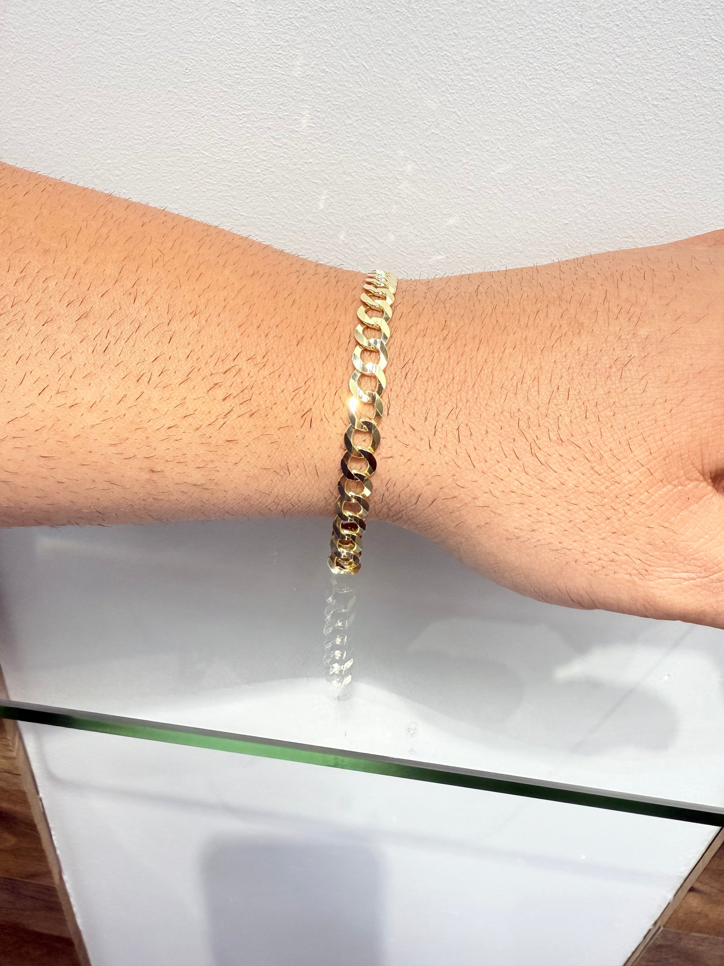 1114- NEW 10K Cuban Curb Bracelet W.G