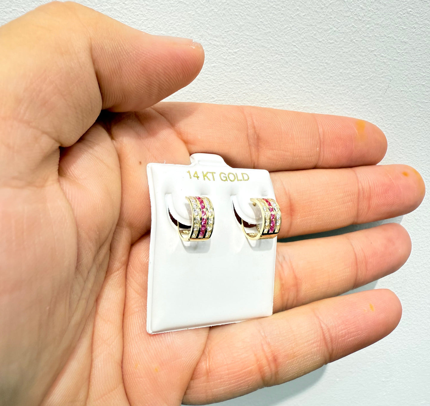 1088- NEW 14K Triple Row Huggies Cz Red & Clear Hoop Earrings (5x10mm)W.G