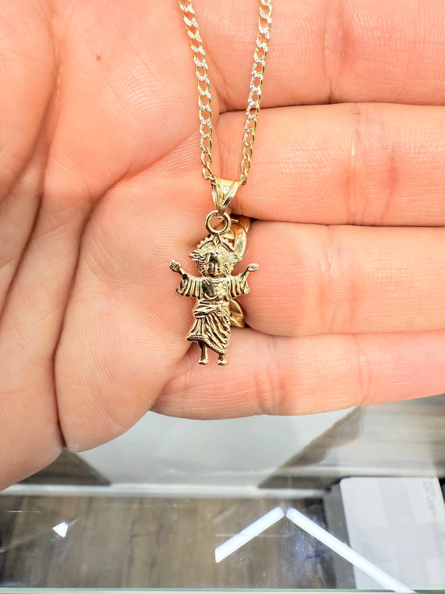 1003- 14K Divine Child Jesus “Divino Niño” Pendant W.G