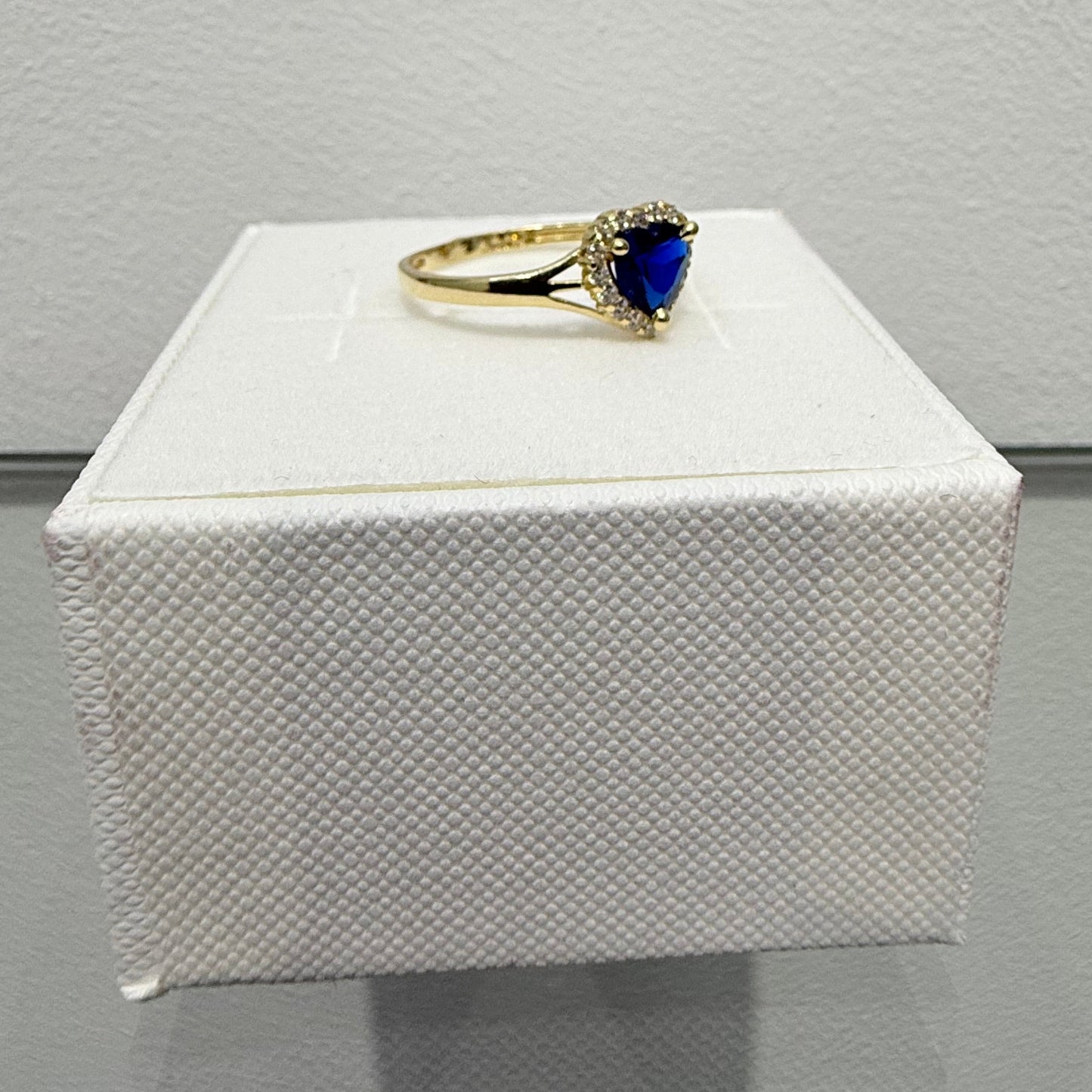 949- NEW 14k Blue Cz Heart Stone Ring W.G