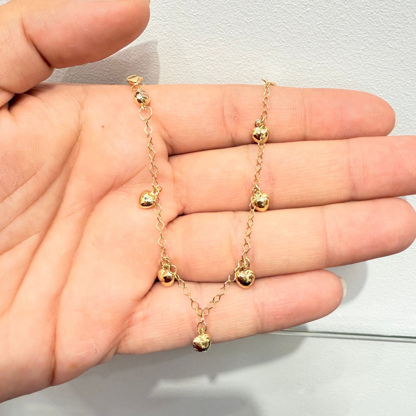 970- NEW 14K Gold Heart Charms Hollow Bracelet (2.5mm) W.G