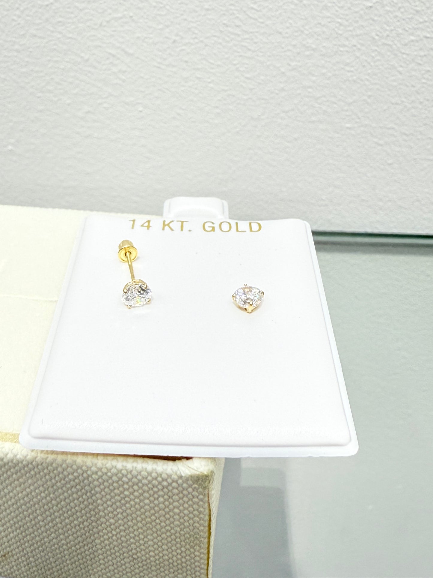 1104- NEW 14K Cubic Zirconia Stud Earrings  (4mm) W.G