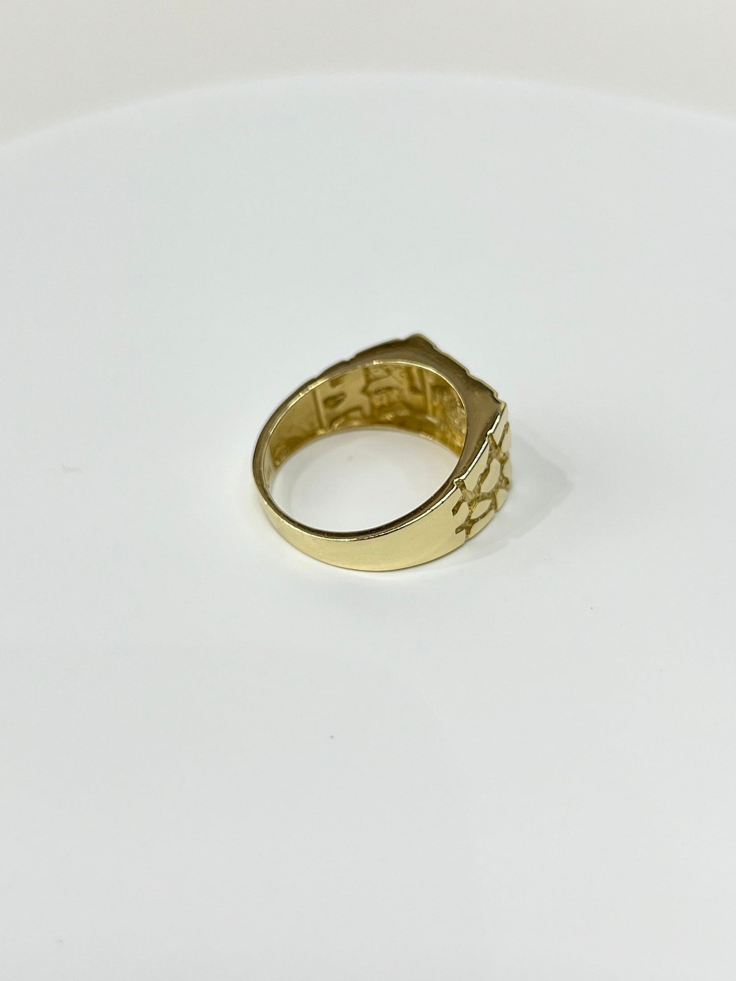 1199- NEW 14K Nugget Fashion Men's Ring W.G