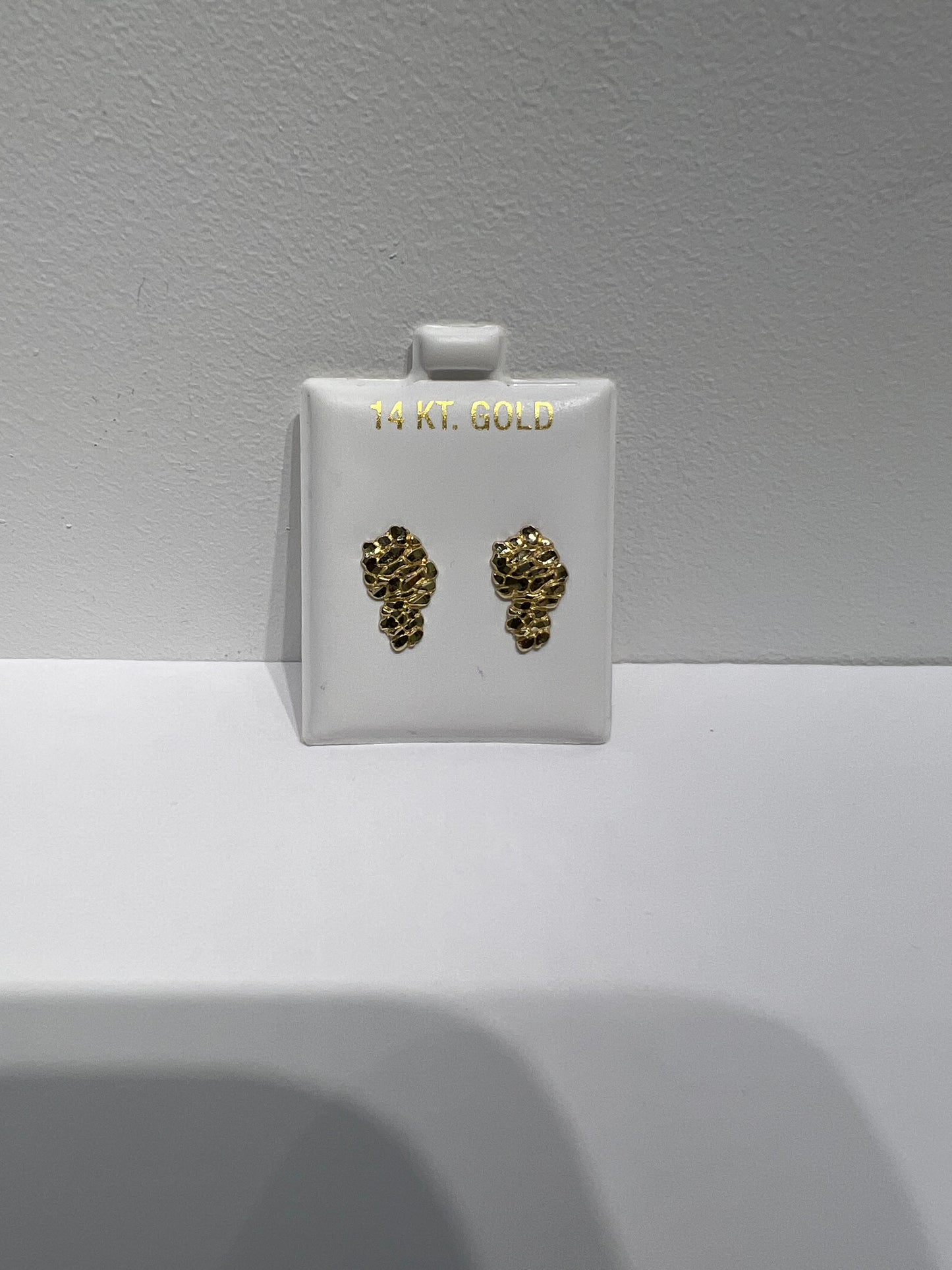 1205- NEW 14K Nugget Diamond Cut Stud Earrings (15x8.5mm) W.G