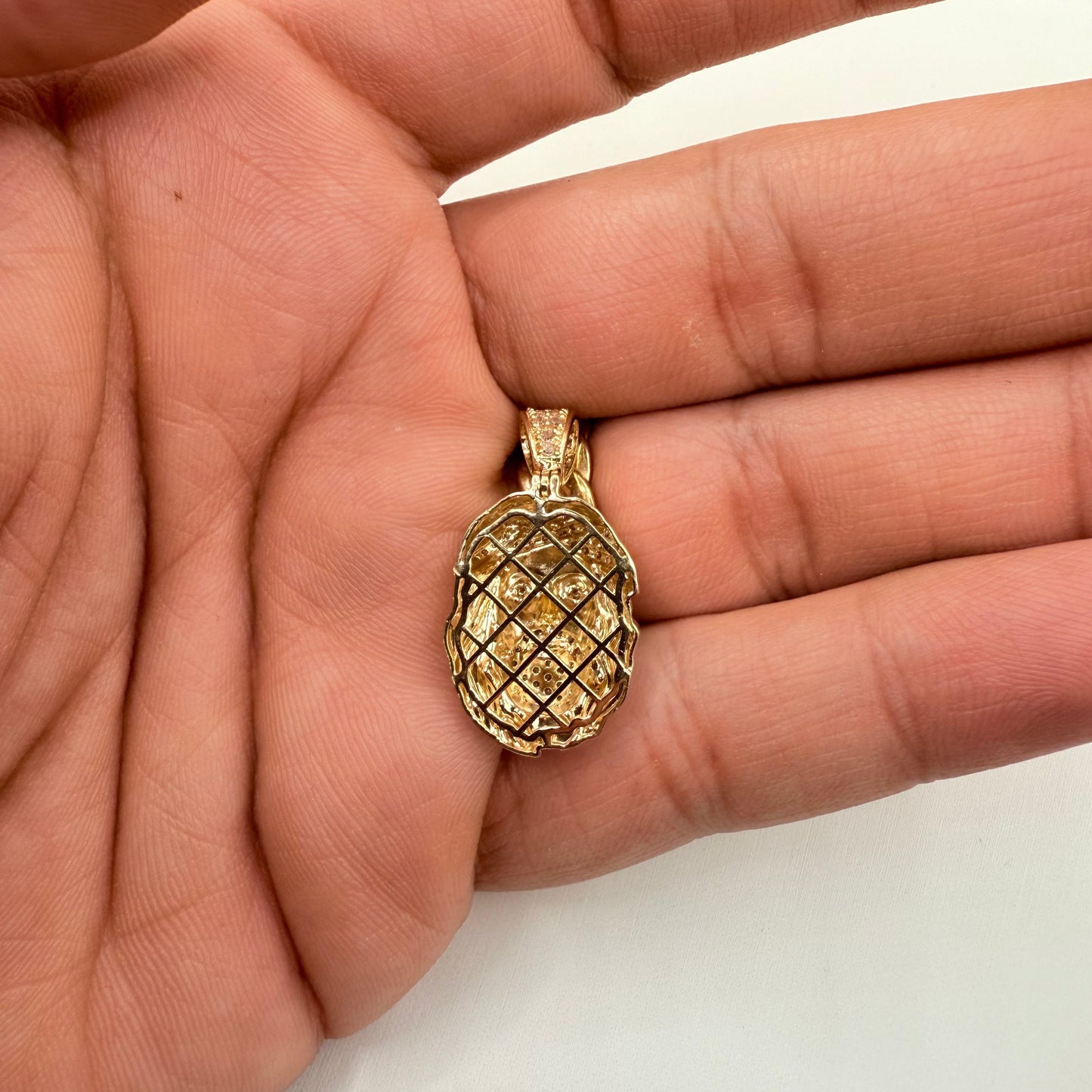 908- NEW 14K 3D Jesus Face Pendant W.G