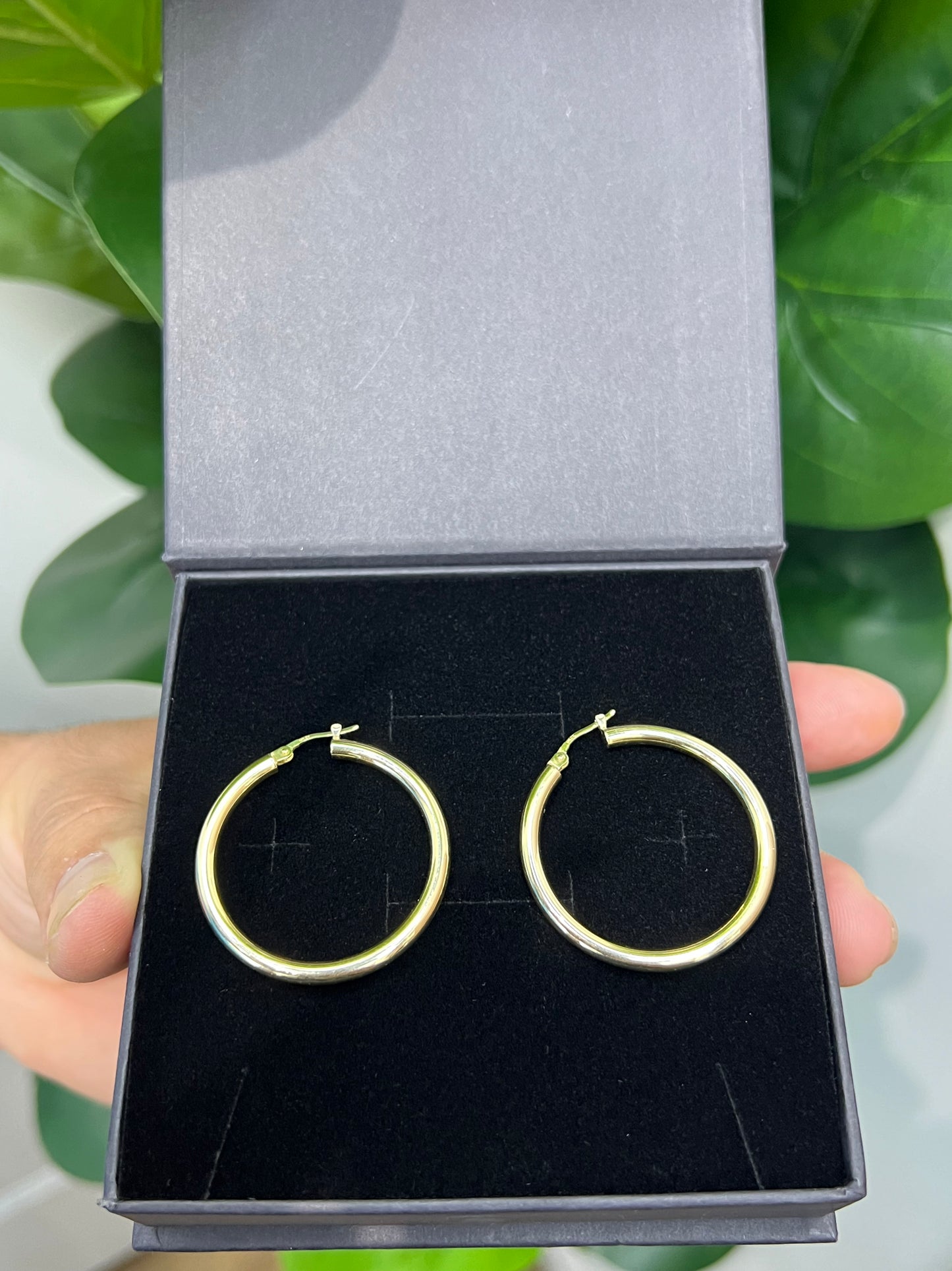720- NEW 14k Hollow Hoop Earrings (36x3mm) W.G