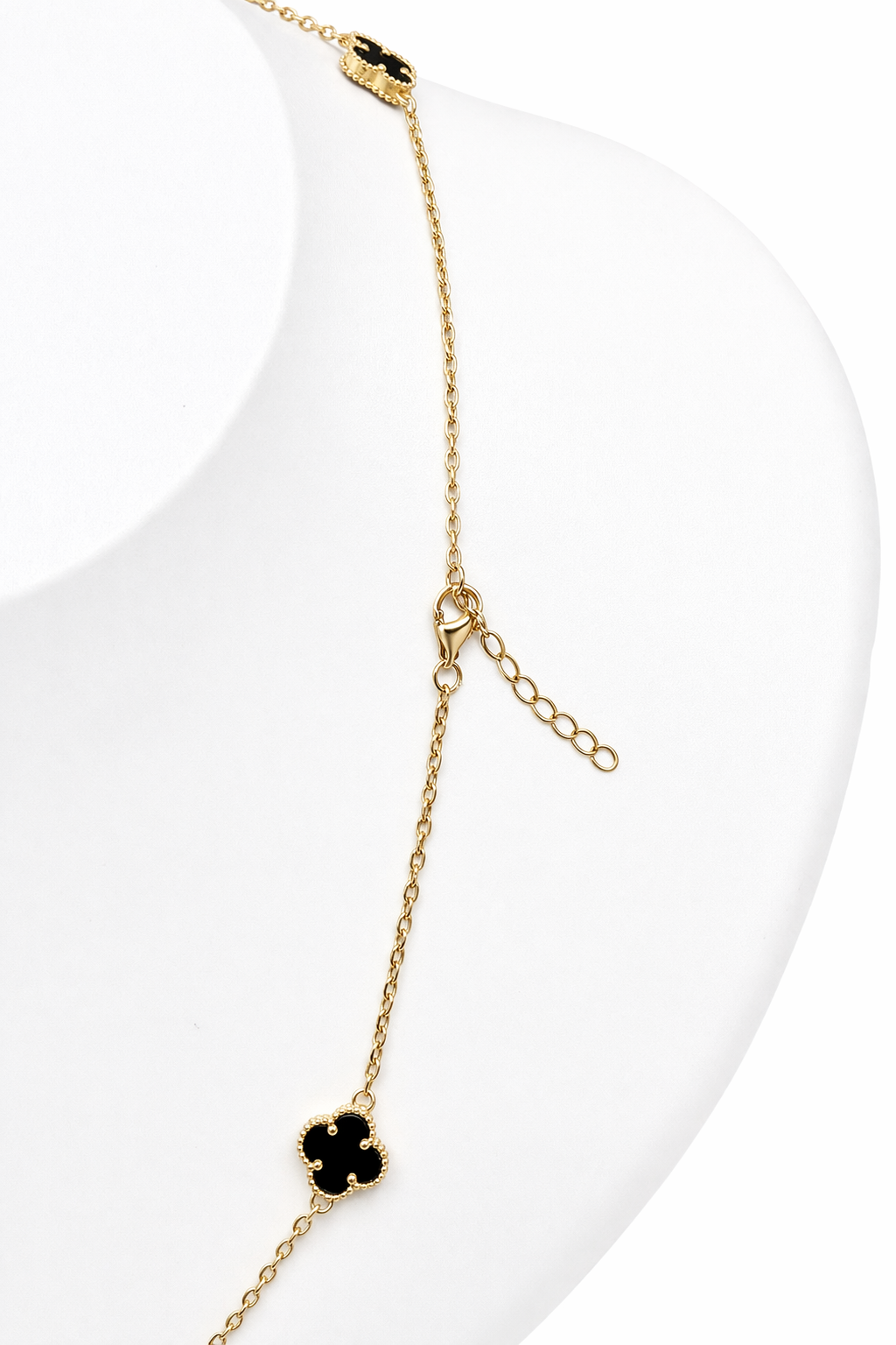 1611- NEW 14K Black Trebol Necklace 19"+ 1"Ext (8mm) W.G