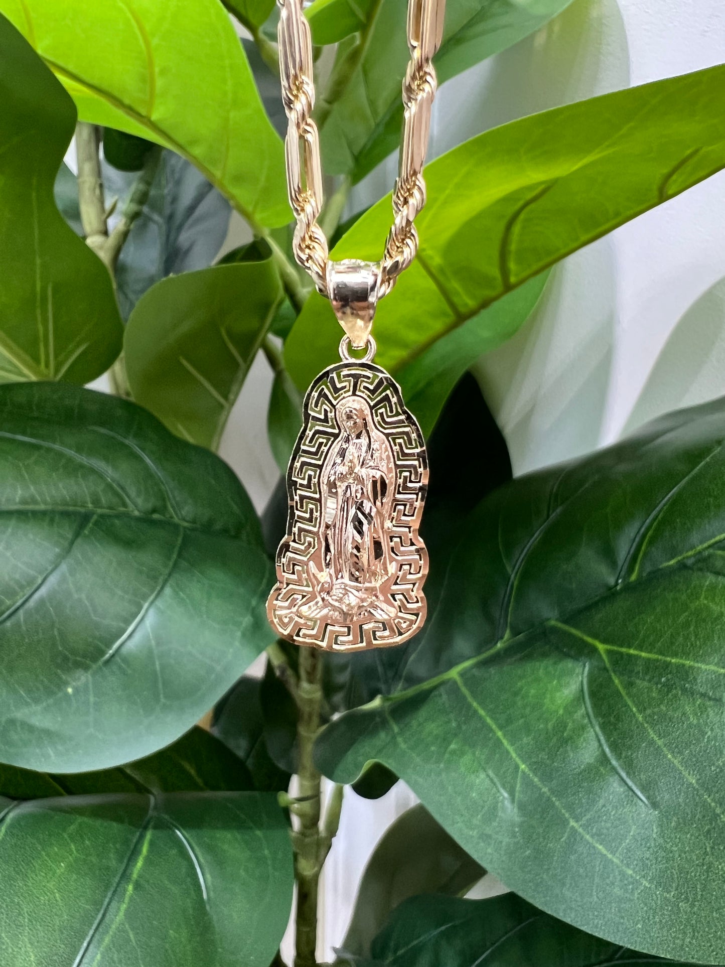 C58- NEW 10K Hollow Milano Chain & Virgin Mary Pendant SET W.G