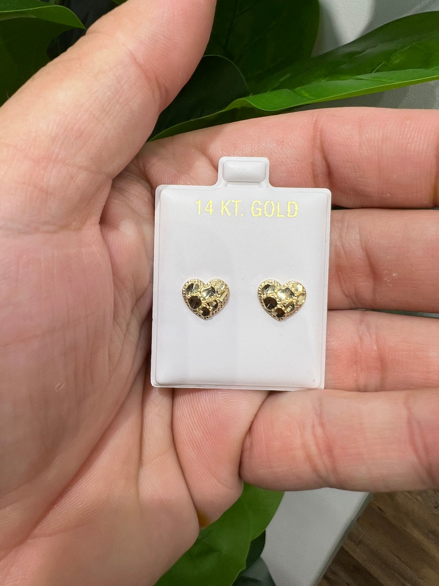 1200- NEW 14K Heart Shape Nuggets Stud Earrings (9.5mm) W.G