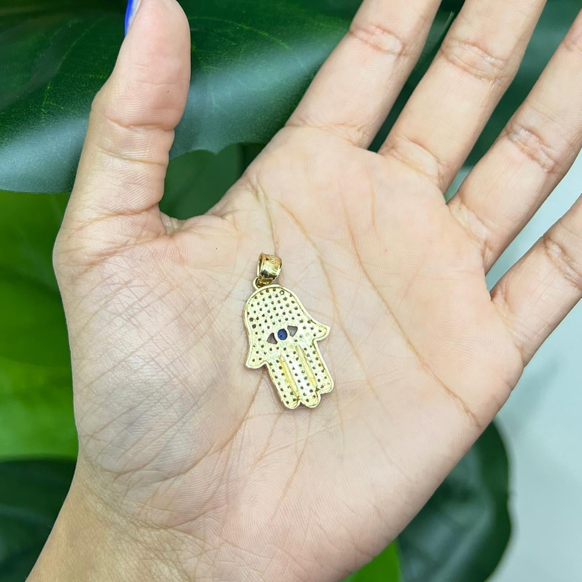 00198- Colgante de mano de Fátima en oro amarillo de 14 quilates