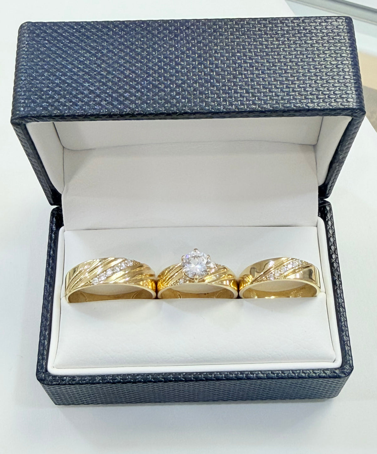 1233- NEW 14K Trio Wedding Ring Set W.G