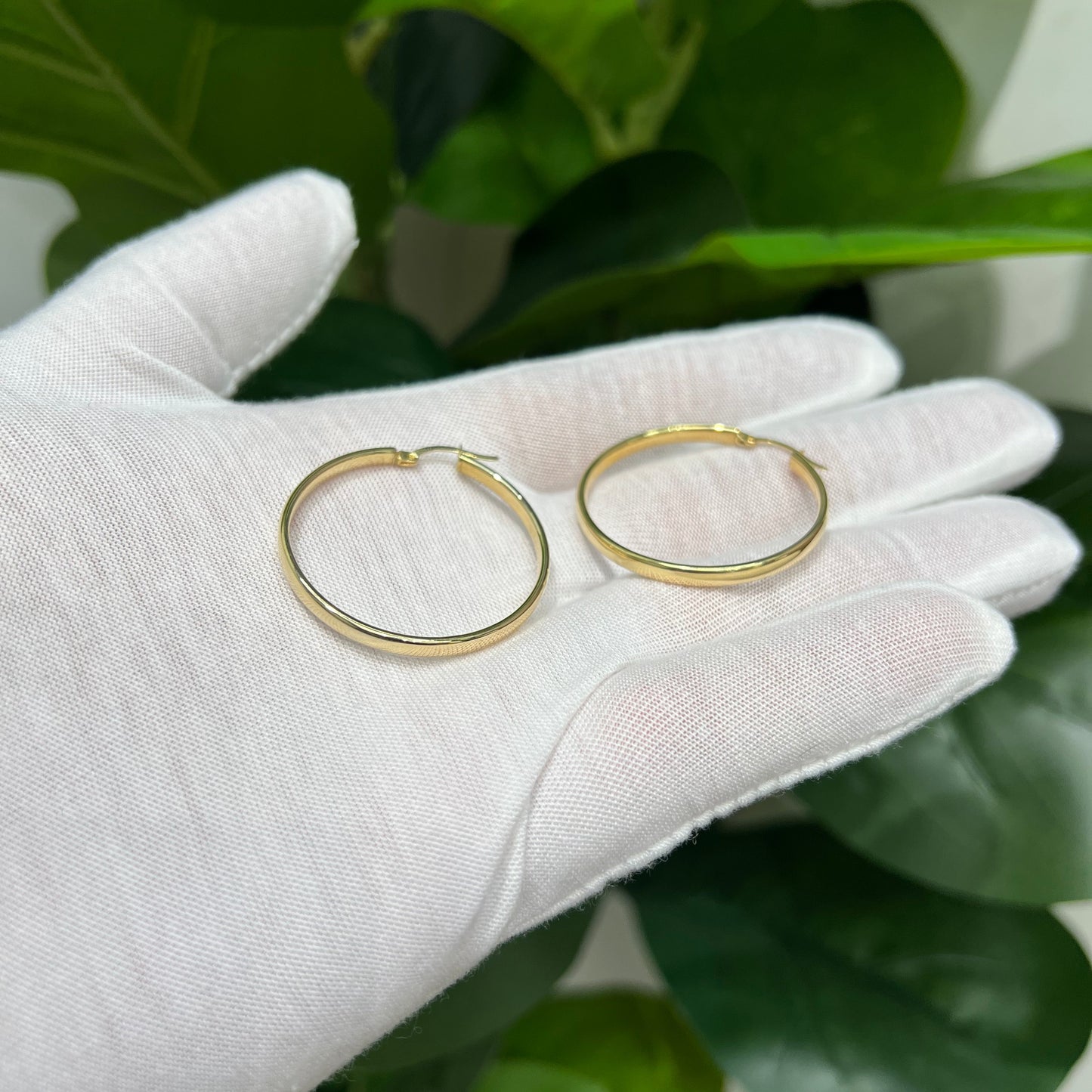 1287-NEW 14K Hollow Hoop Earrings (3.2X37mm) W.G