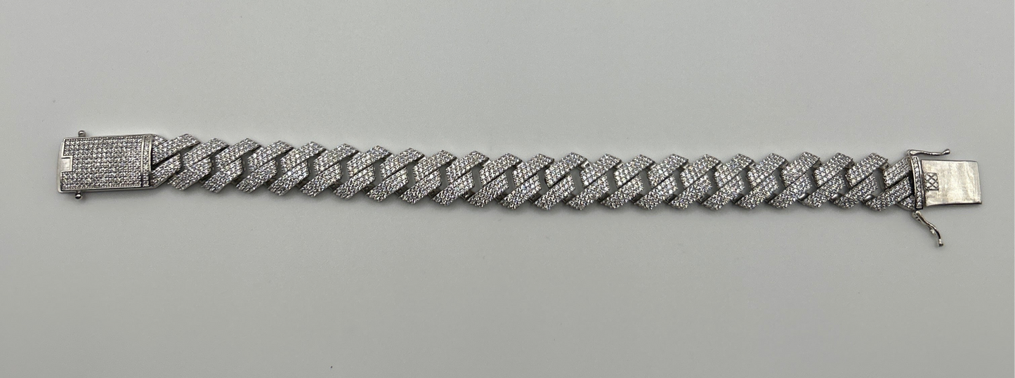 S788- NEW .925 Encrusted Miami Cuban Bracelet (15mm) W.G