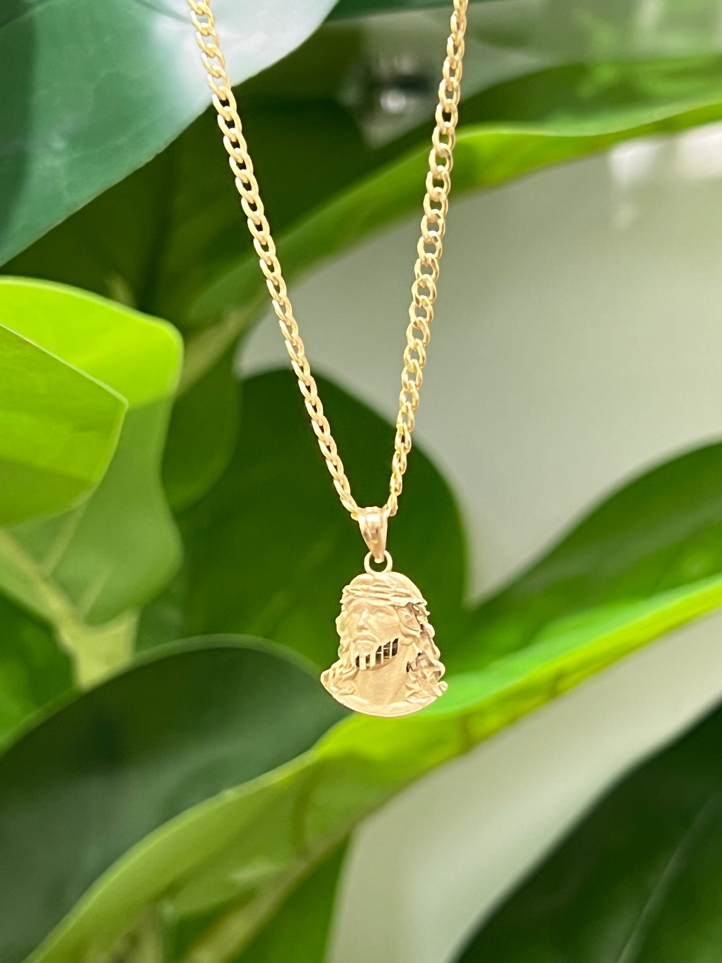 00197- NEW 14K Jesus Gold Pendant W.G