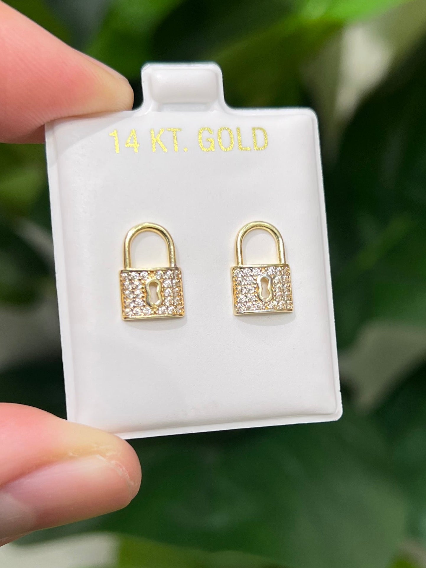 1385- NEW 14K Padlock Stud Earrings W.G