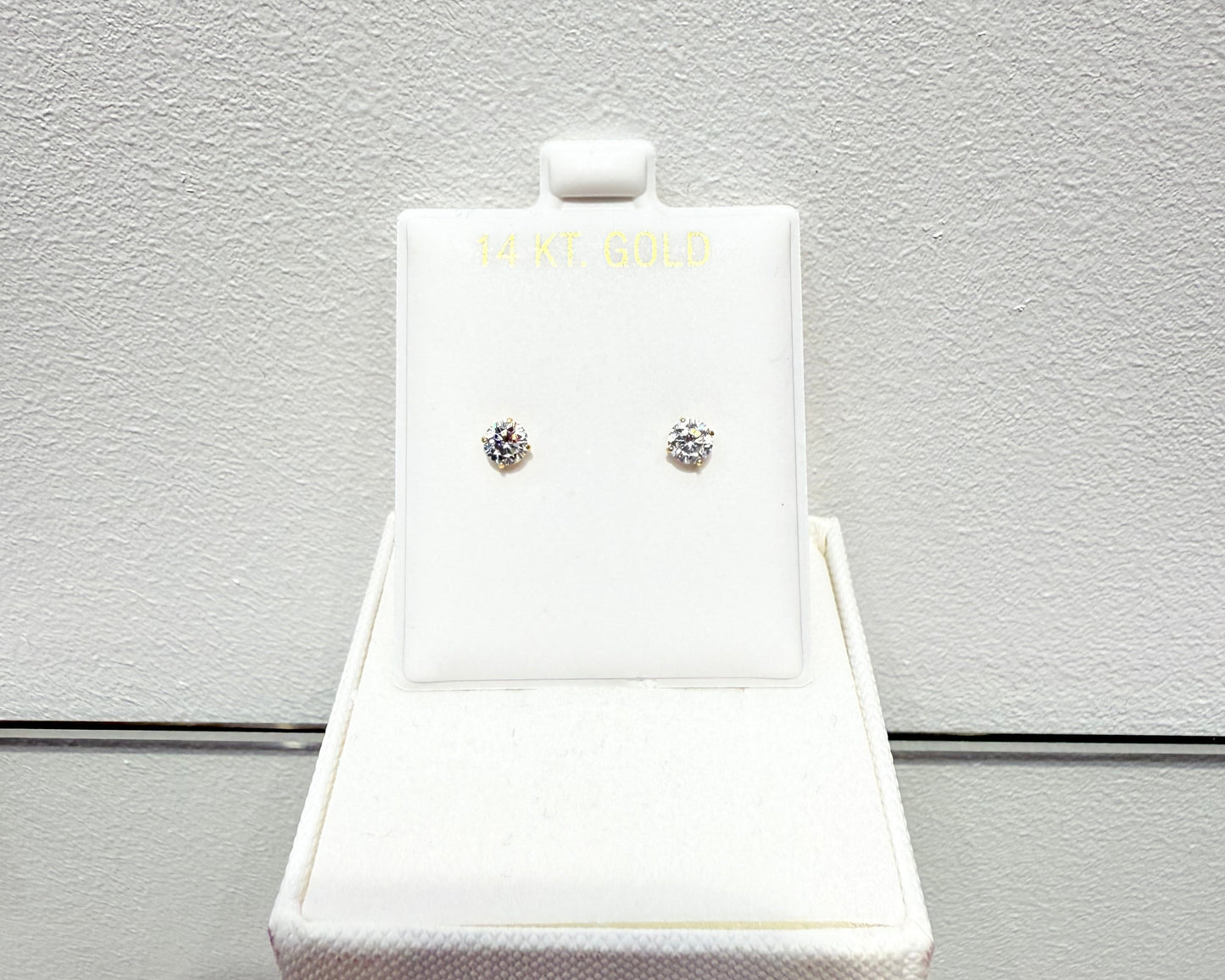 1104- NEW 14K Cubic Zirconia Stud Earrings  (4mm) W.G