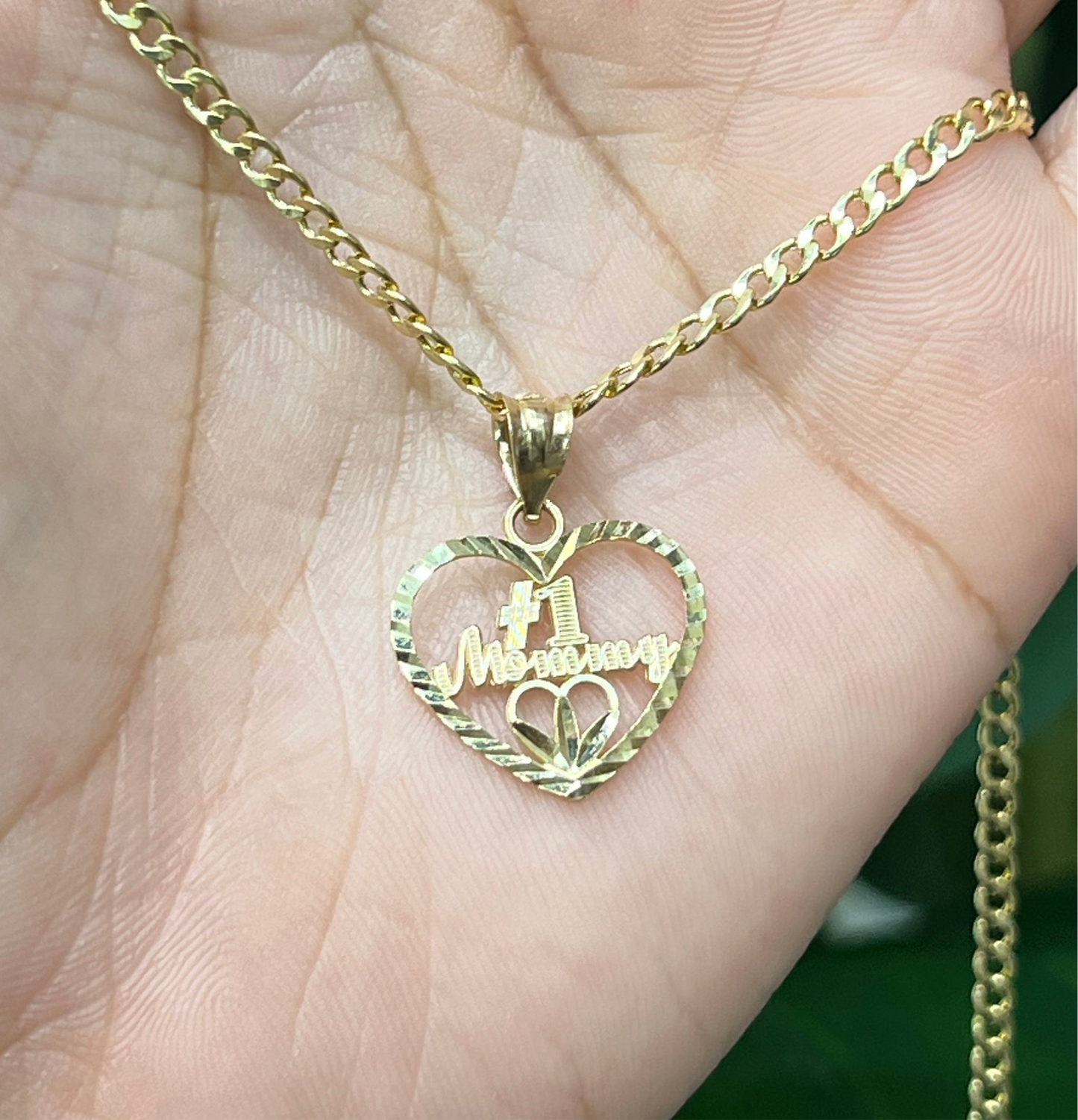 254- NEW 14K #1 Mommy Gold Pendant W.G