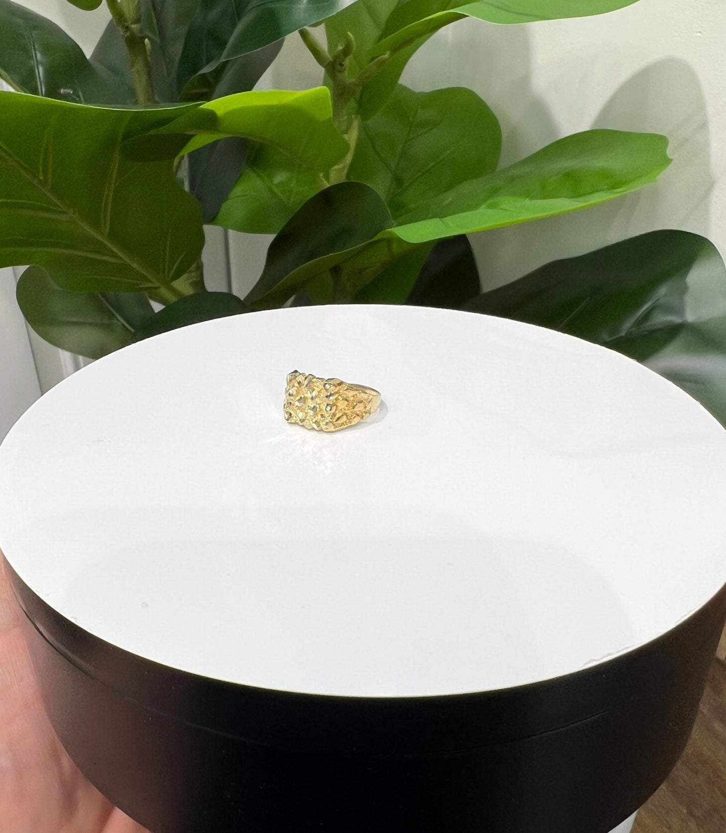 1331- NEW 10K Square Nugget Ring W.G