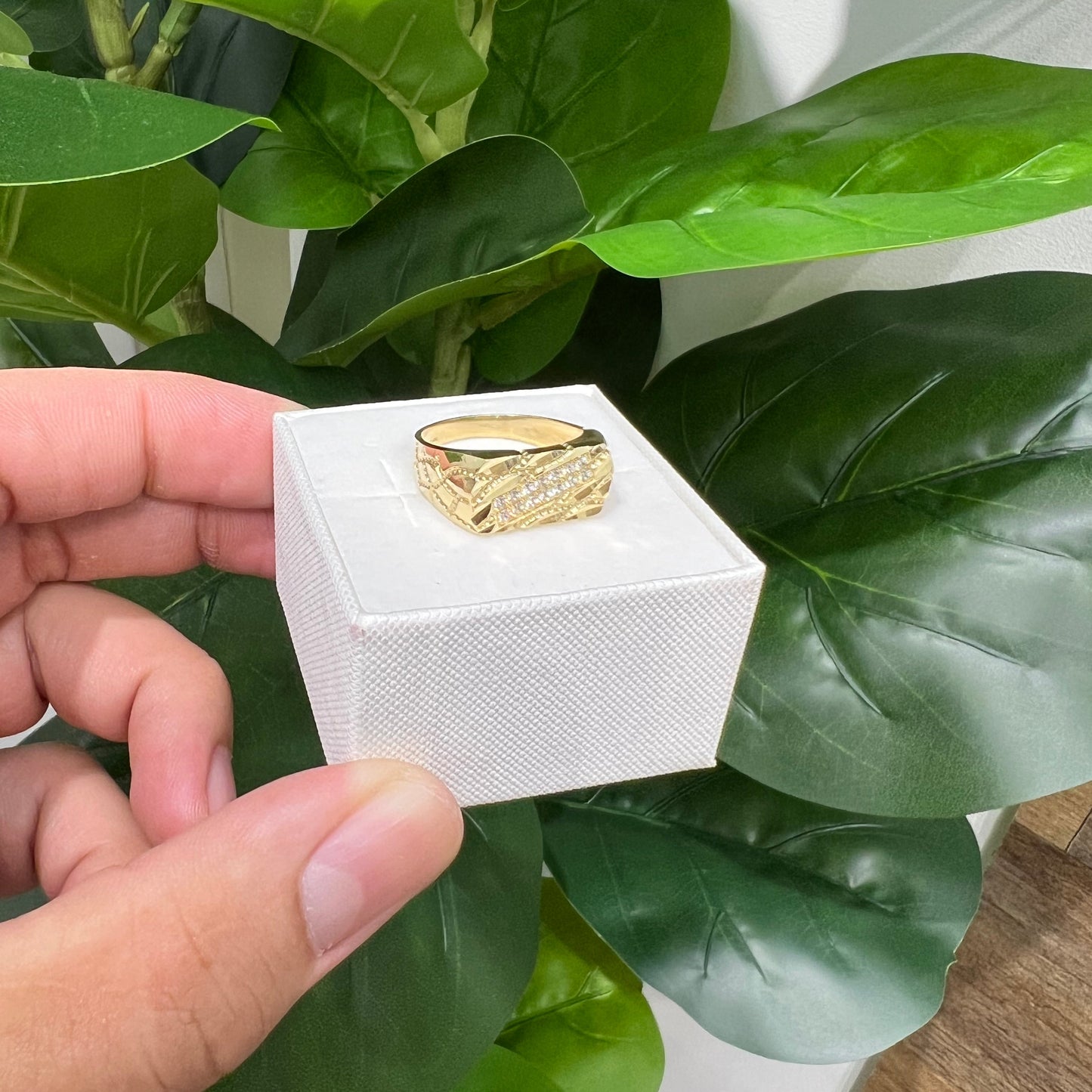 1194- NEW 14K Nugget Ring With Cz Men's Ring W.G