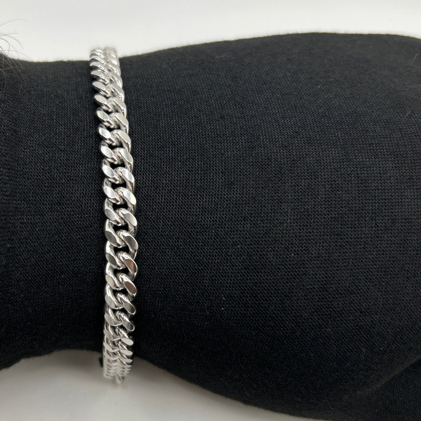 S485- NEW Solid Miami Cuban Bracelet (7mm) W.G