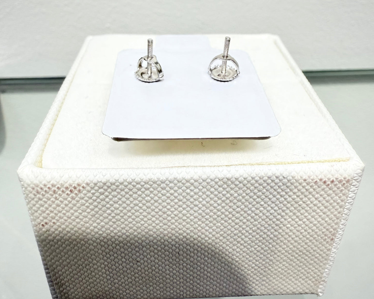 D1- New 925 Sterling Silver Diamond 💎 Stud Earrings (4mm) W.G