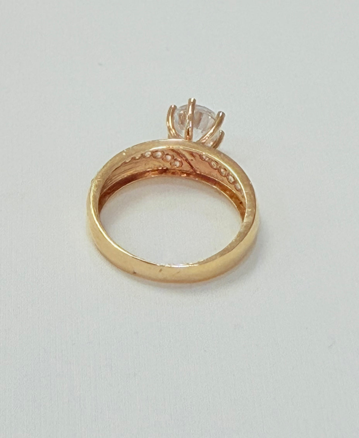 1470- NEW 14K Classic Gold Wedding Ring W.G
