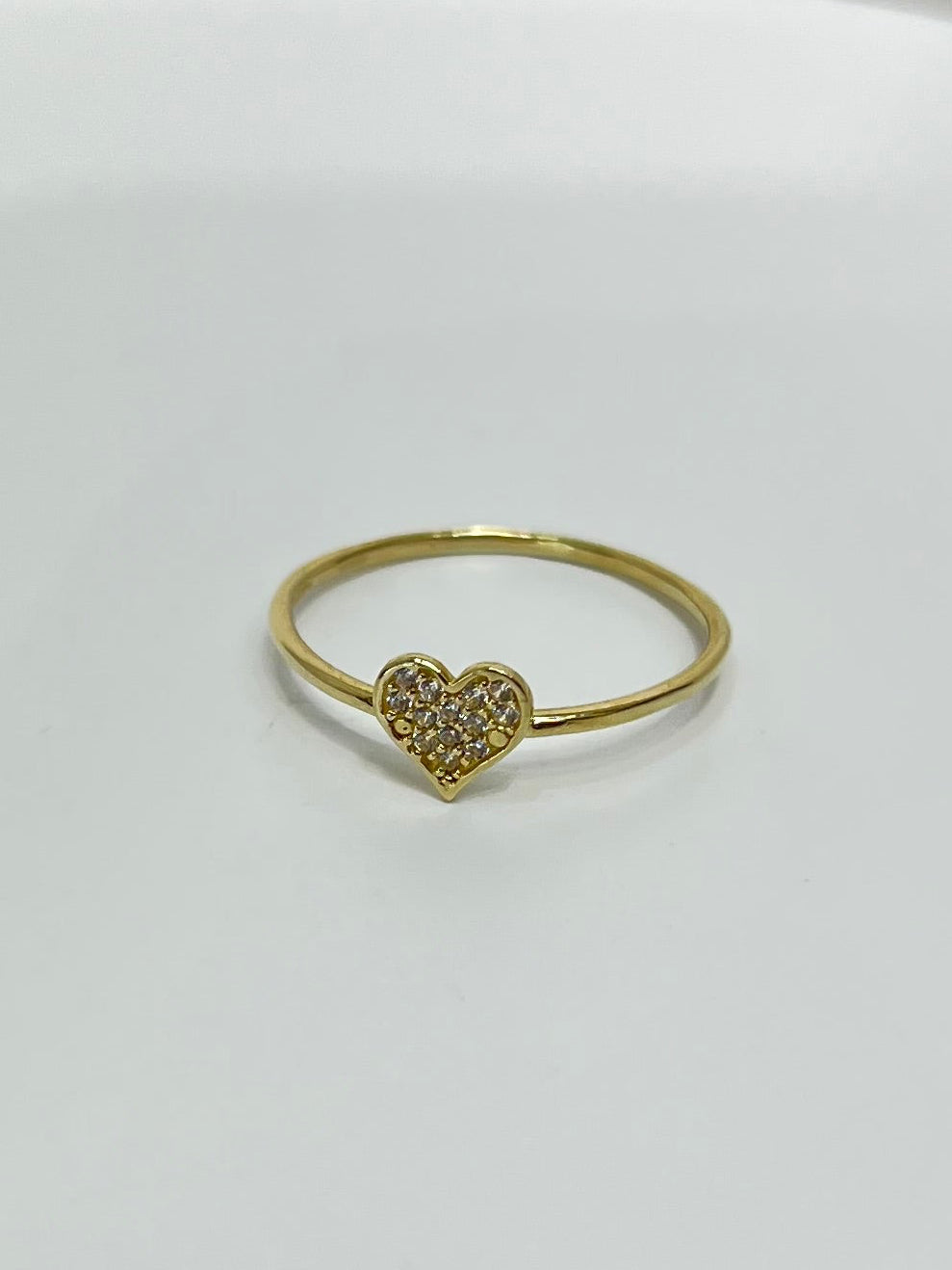 1472- NEW 14K Gold Thin Heart Ring W.G
