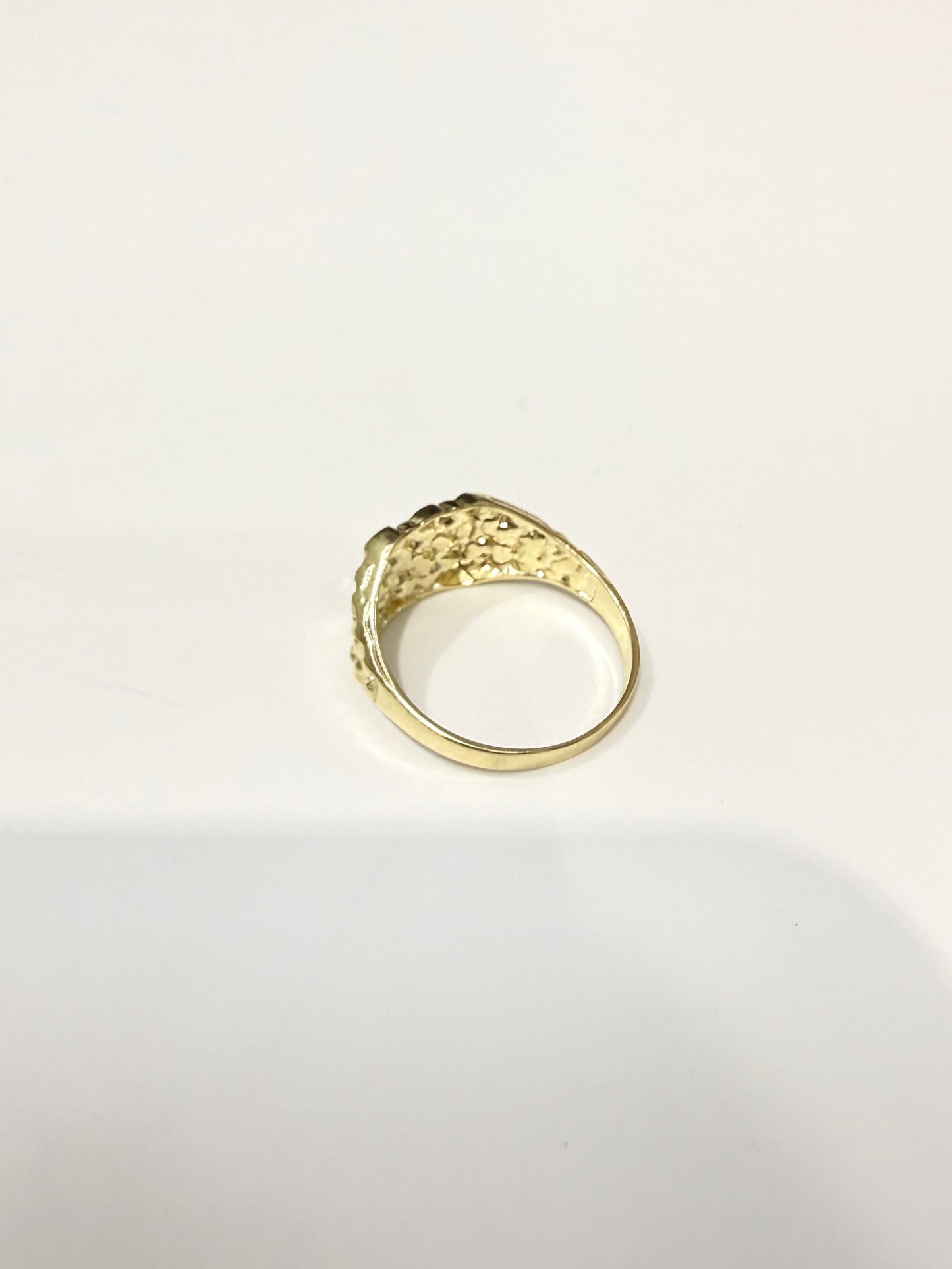 1525- NEW 10K Square Nugget Ring W.G