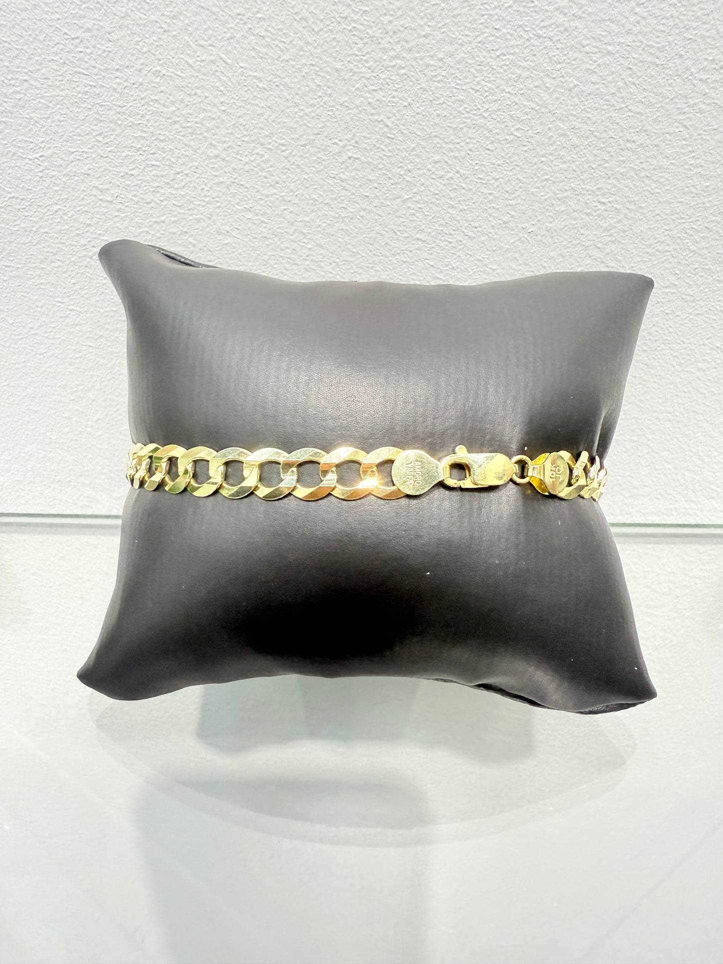 1114- NEW 10K Cuban Curb Bracelet W.G