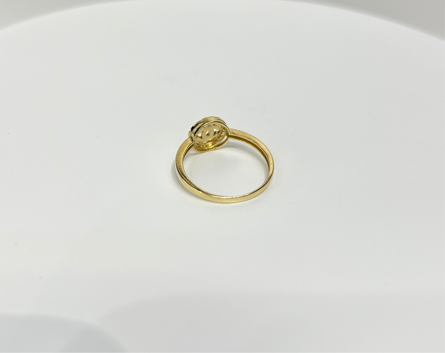 1490- NEW 14K Gold Chanel CC Ring W.G