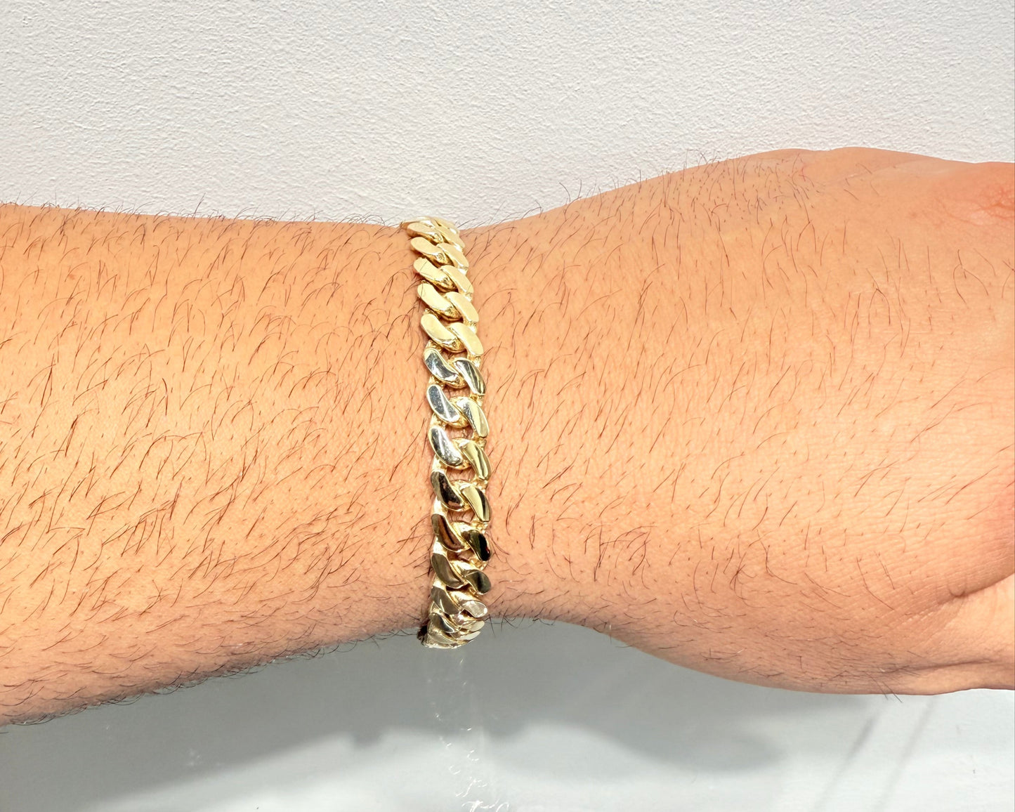 1140- NEW 14K Hollow Cuban Rockefeller by Monaci Bracelet (9mm) W.G