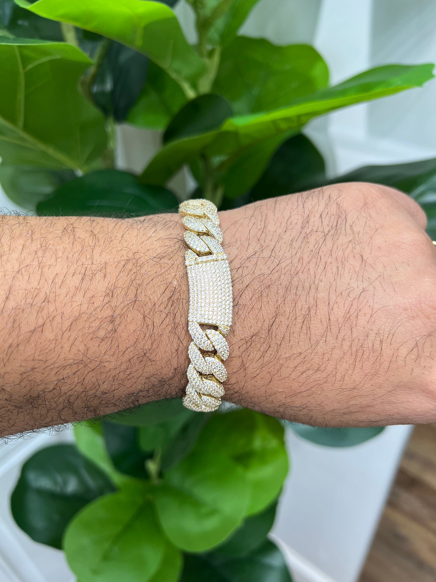 1178- NEW 14K Hollow Cuban Full Cz Monaci Chelsea Bracelet (14mm) W.G