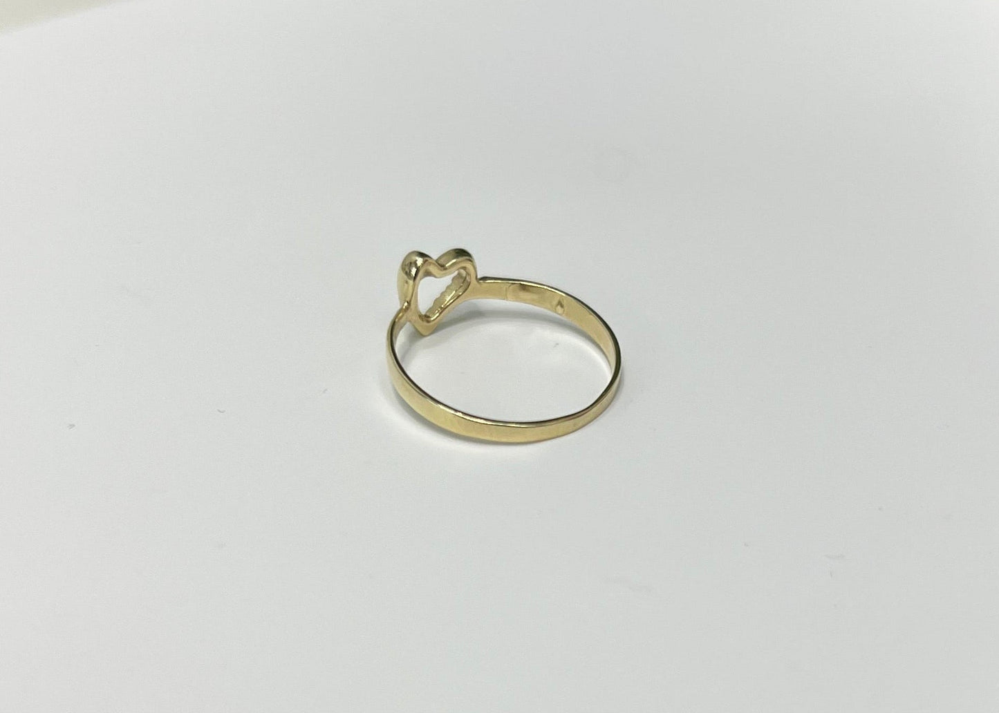 1457- NEW 10K Heart Women's Ring W.G