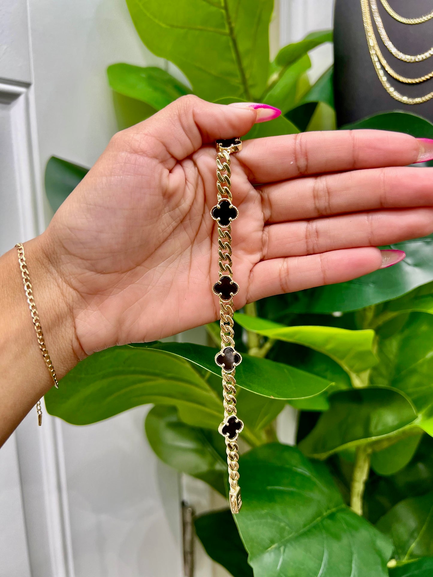 1159- NEW 14K Hollow Cuban Black Trebol Bracelet W.G