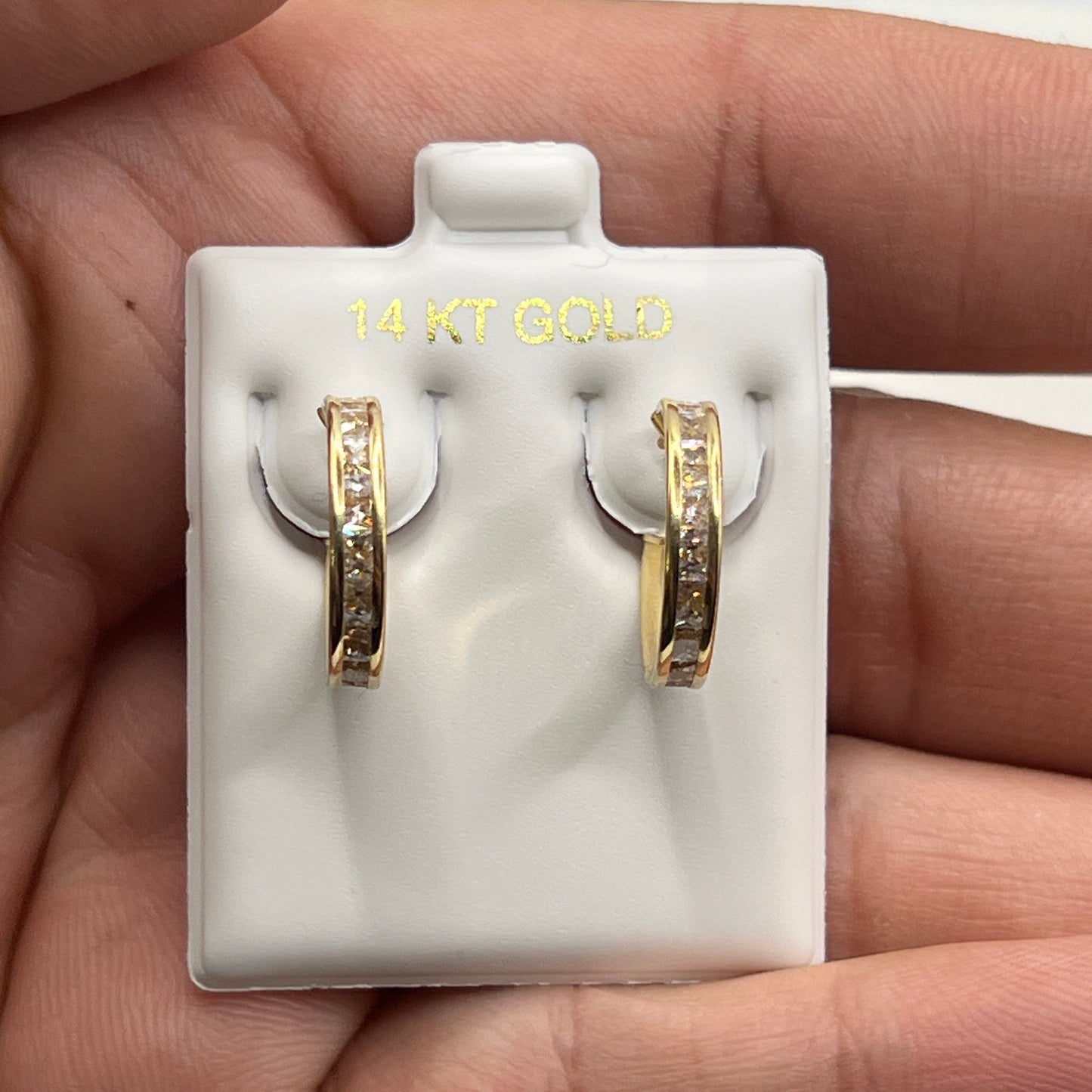 647- Hoop Earrings With White Stones (16x3.1mm) W.G