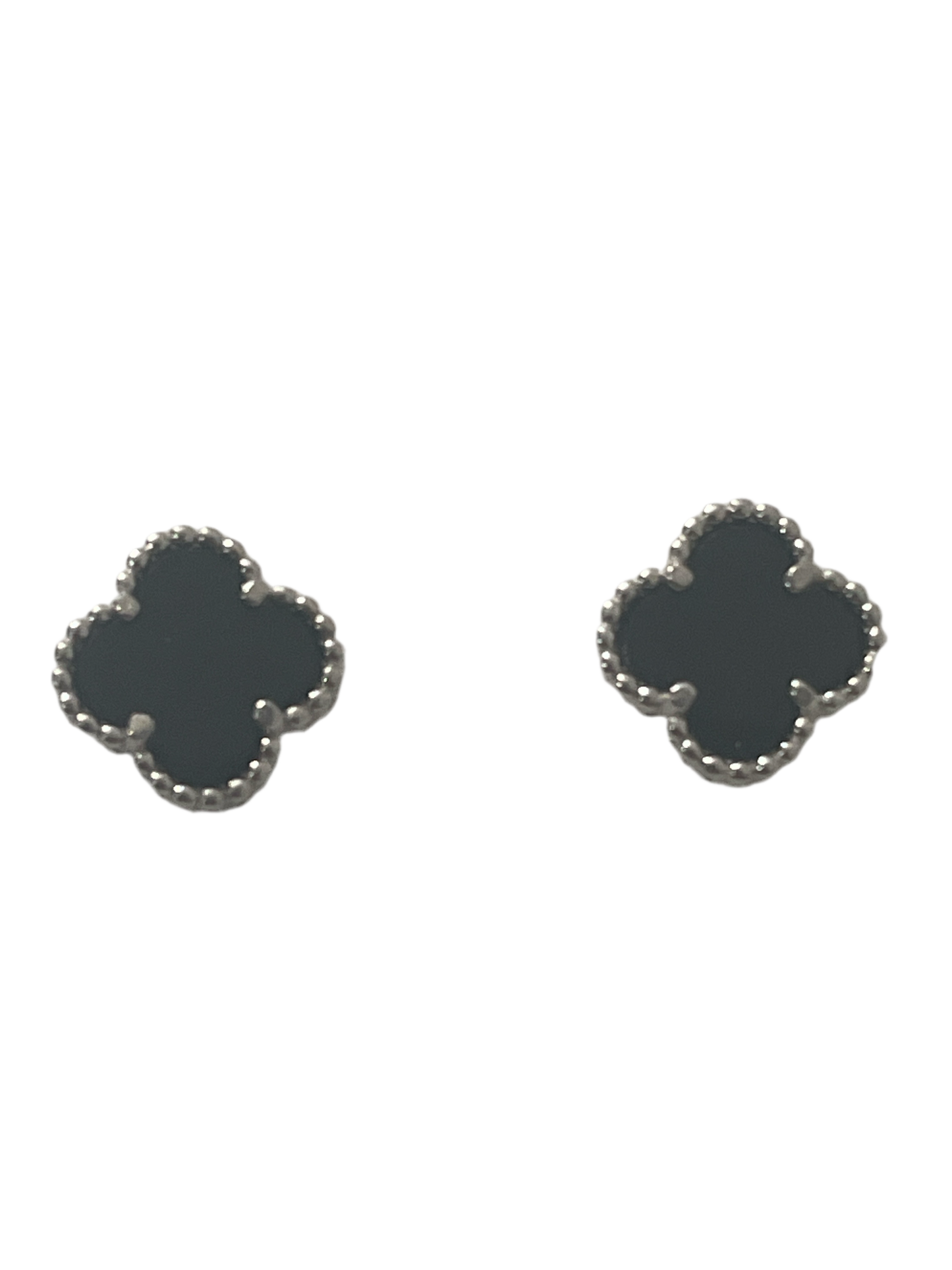 S702-NEW 925 Sterling Silver Clover Stud (8MM).W.G