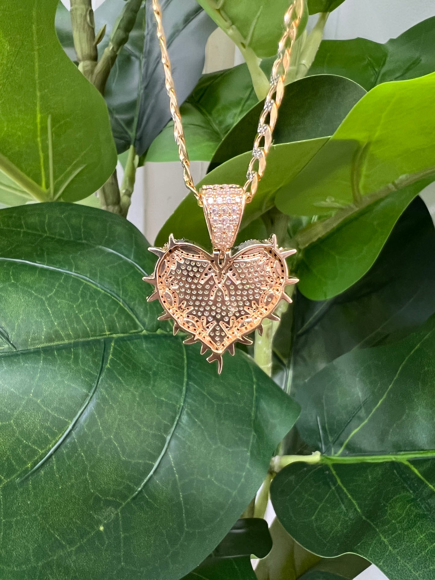 1216- NEW 14K Full Cz Thorn Heart Gold Pendant (Karol G) W.G