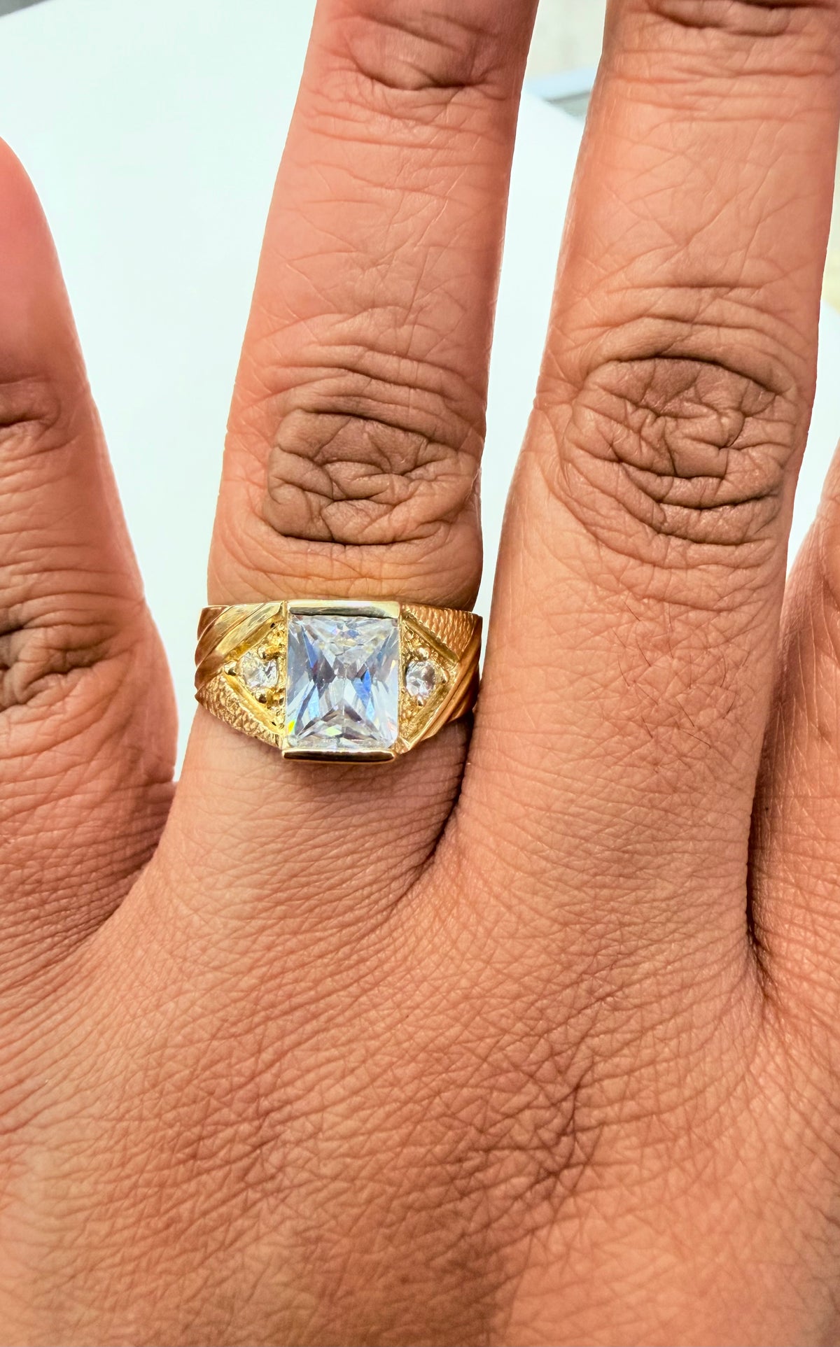 1099-NEW 14K Square Clear Cz Stone Men's Ring