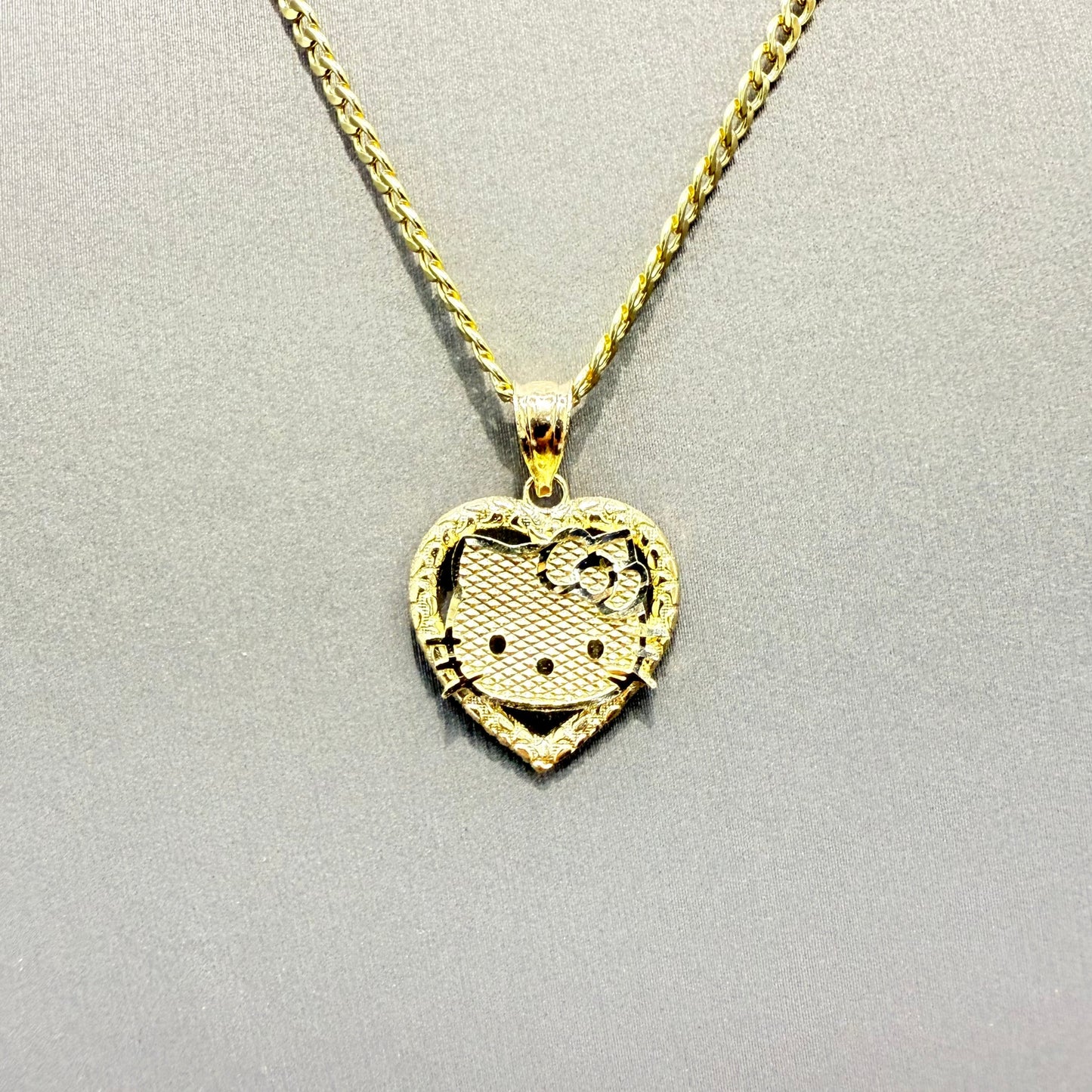 1053- NEw 14K Hello Kitty Pendant W.G