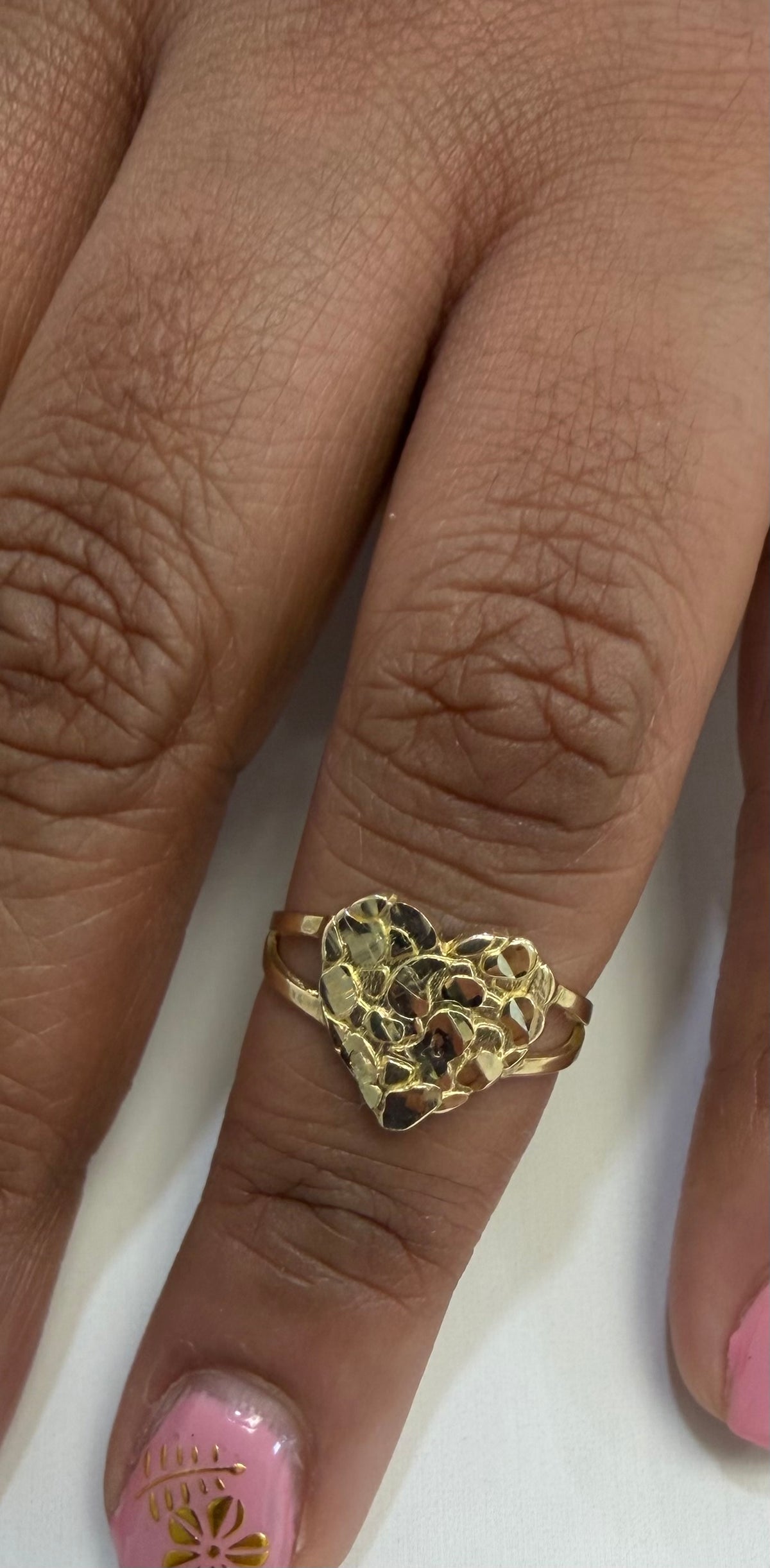 912- NEW 10K Nugget Heart Shape Ring W.G