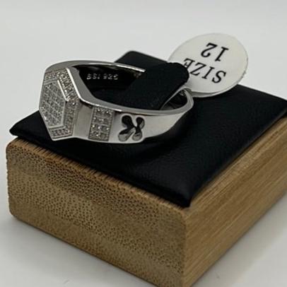 S0022- Italian Silver Ring Round