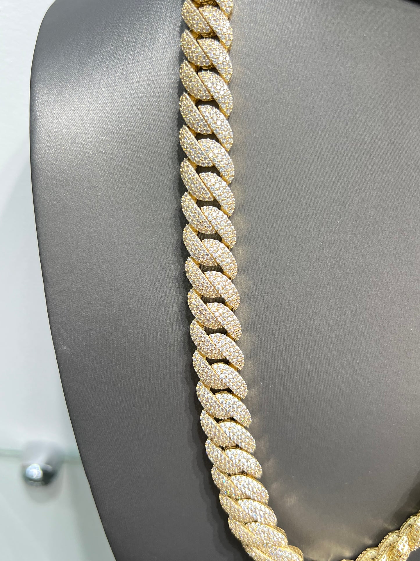 1179-NEW 14K Hollow Cuban Chain Full Cz by Monaci 20" (12mm) W.G