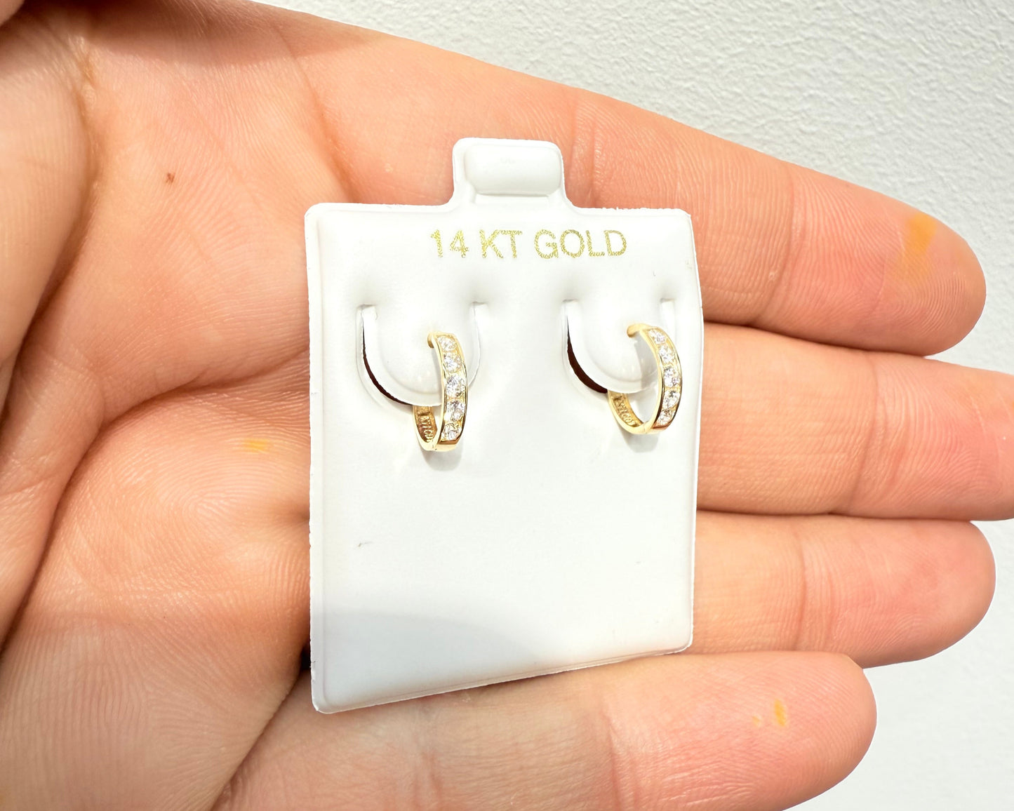 1091- NEW 14K Clear CZ Huggie Hoop Earrings (2x10mm) W.G