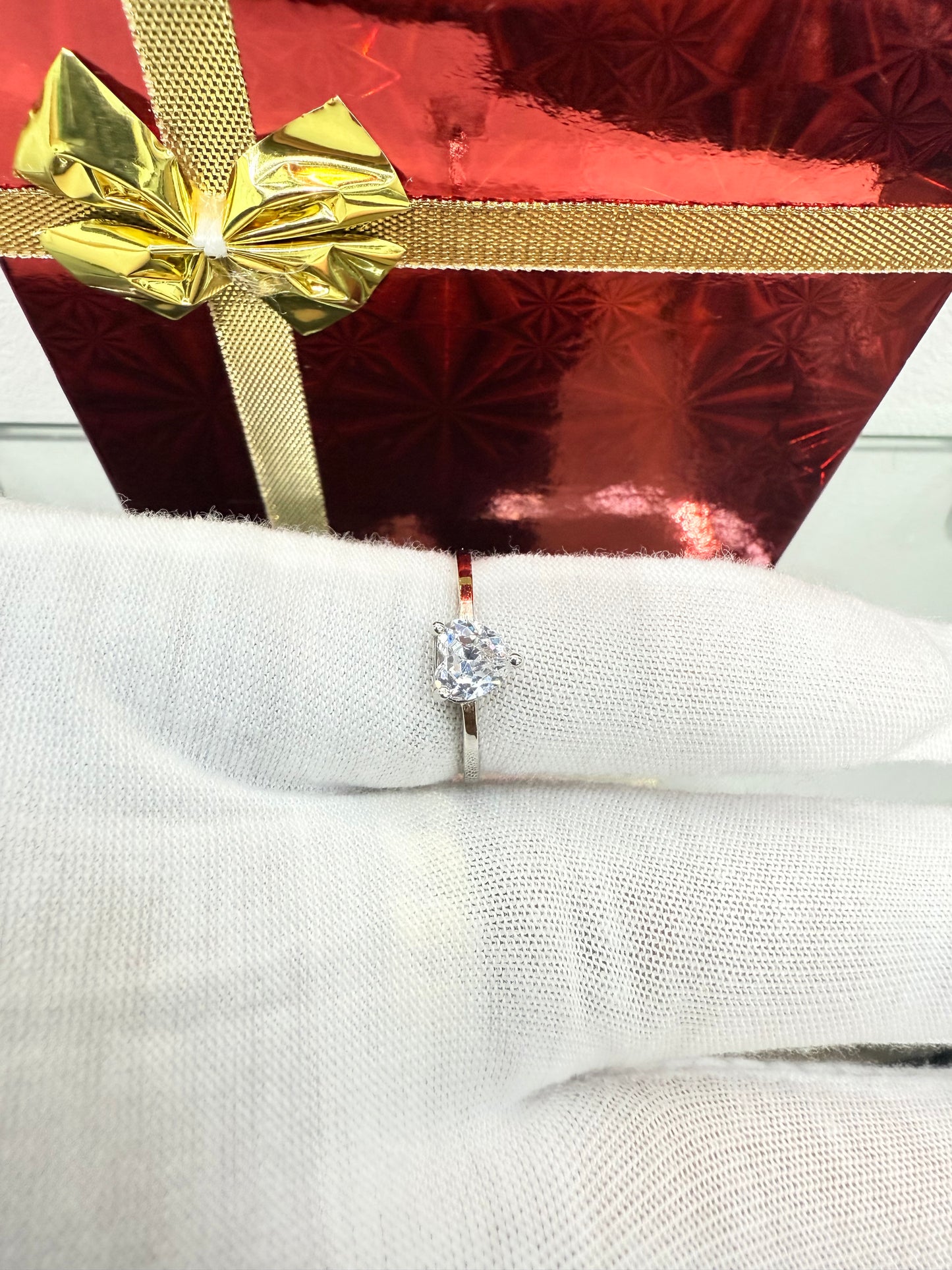 975- NEW 14K White Gold Heart Wedding Ring (W.G)