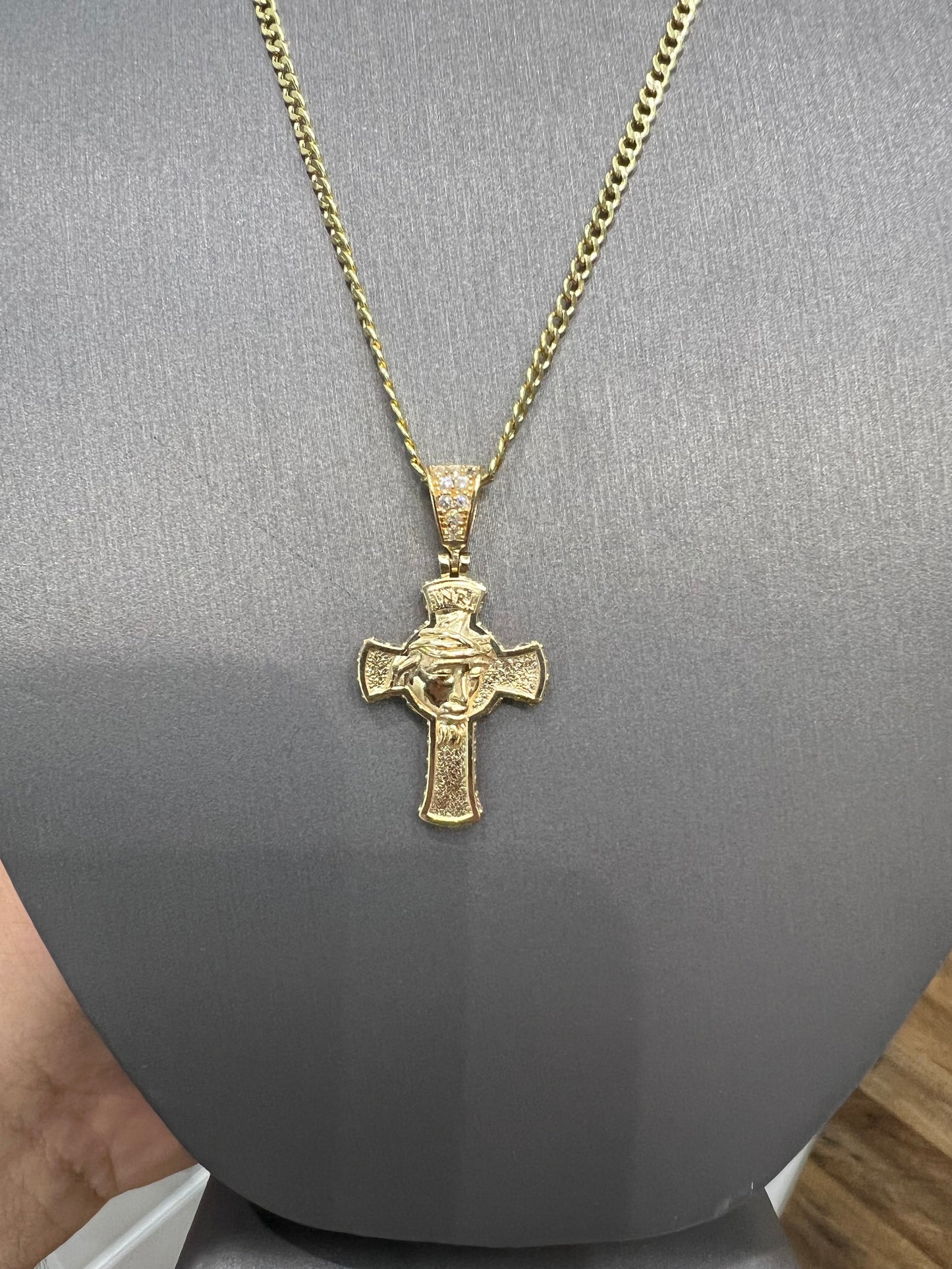 1295- NEW 14K Crucifix with Jesus face & Crown Pendant W.G