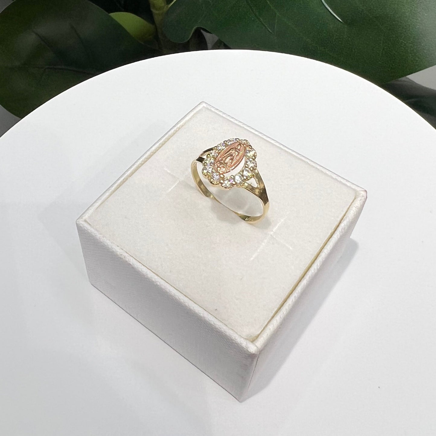 1342- NEW 14K Two Tone Gold Virgin Mary Ring W.G