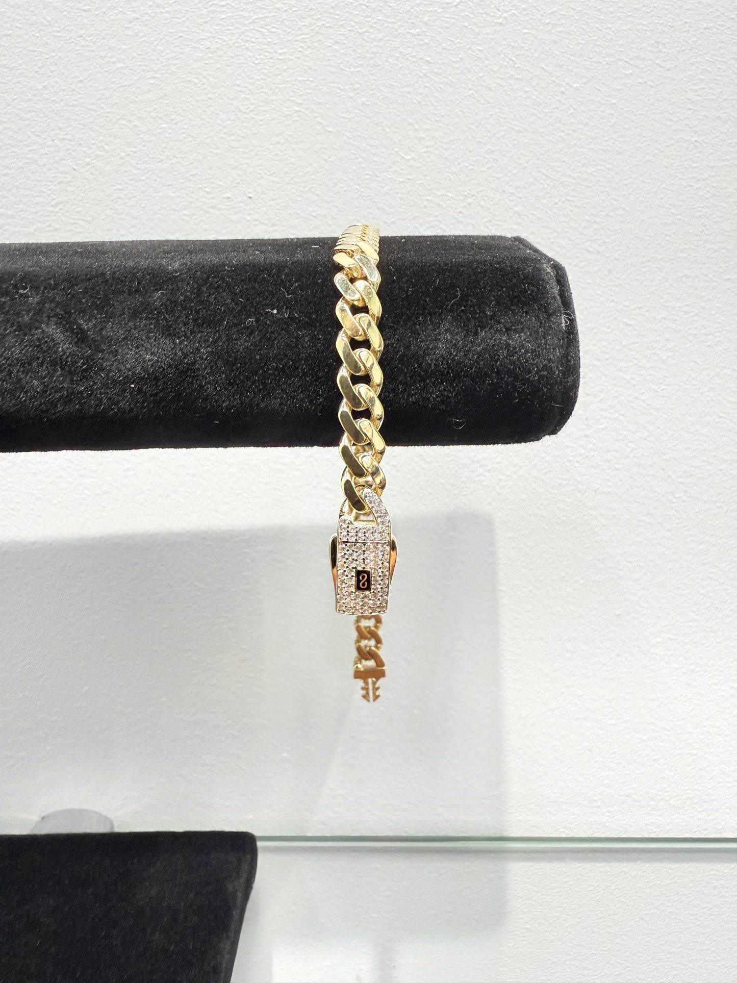 1028- NEW 14k Hollow Cuban Monaci Bracelet (6mm) W.G