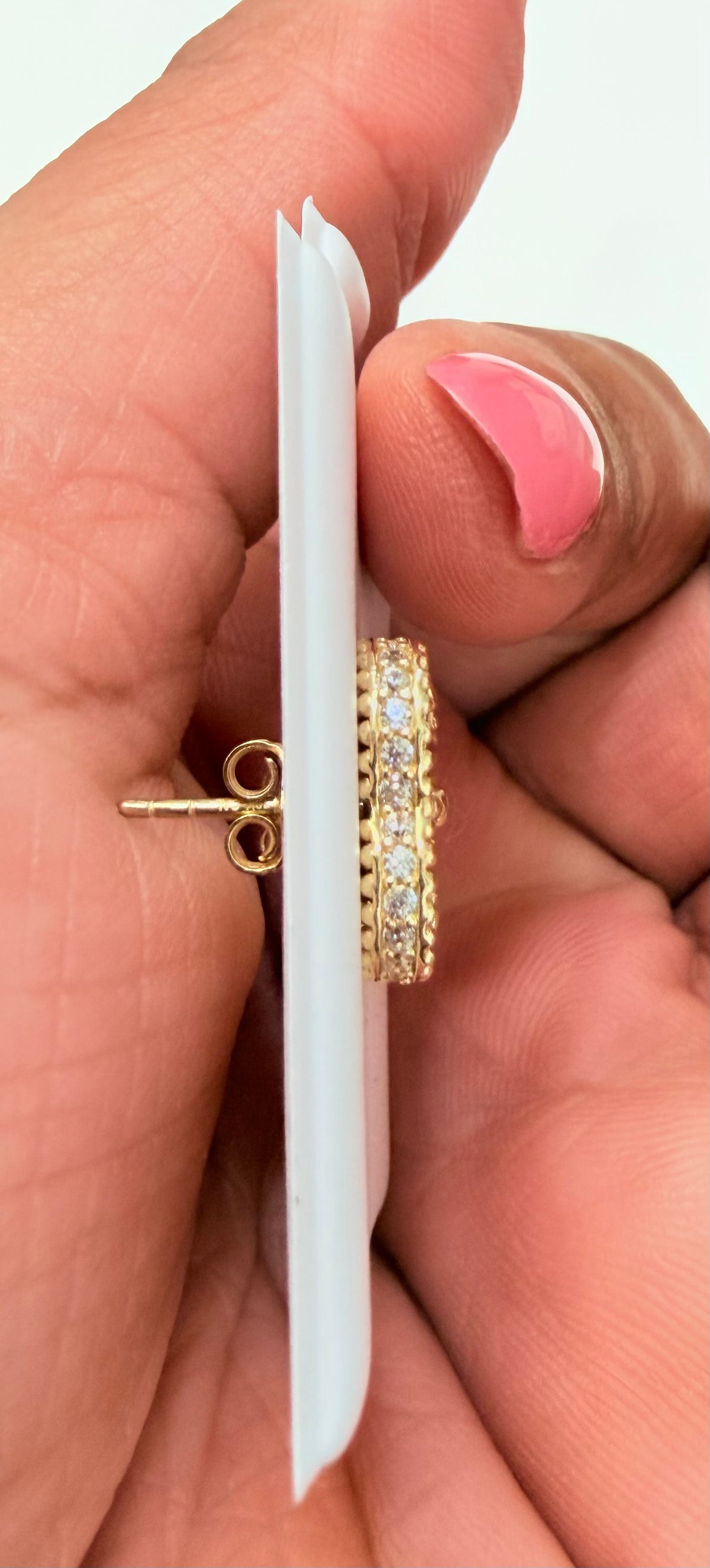 1760- NEW 10K Gold Trebol Stud Earrings (13.6mm) W.G
